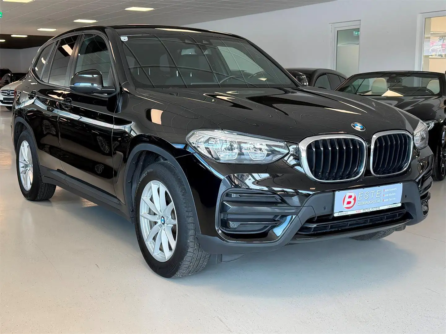 BMW X3 xDrive 20d Advantage *PANO* Schwarz - 1