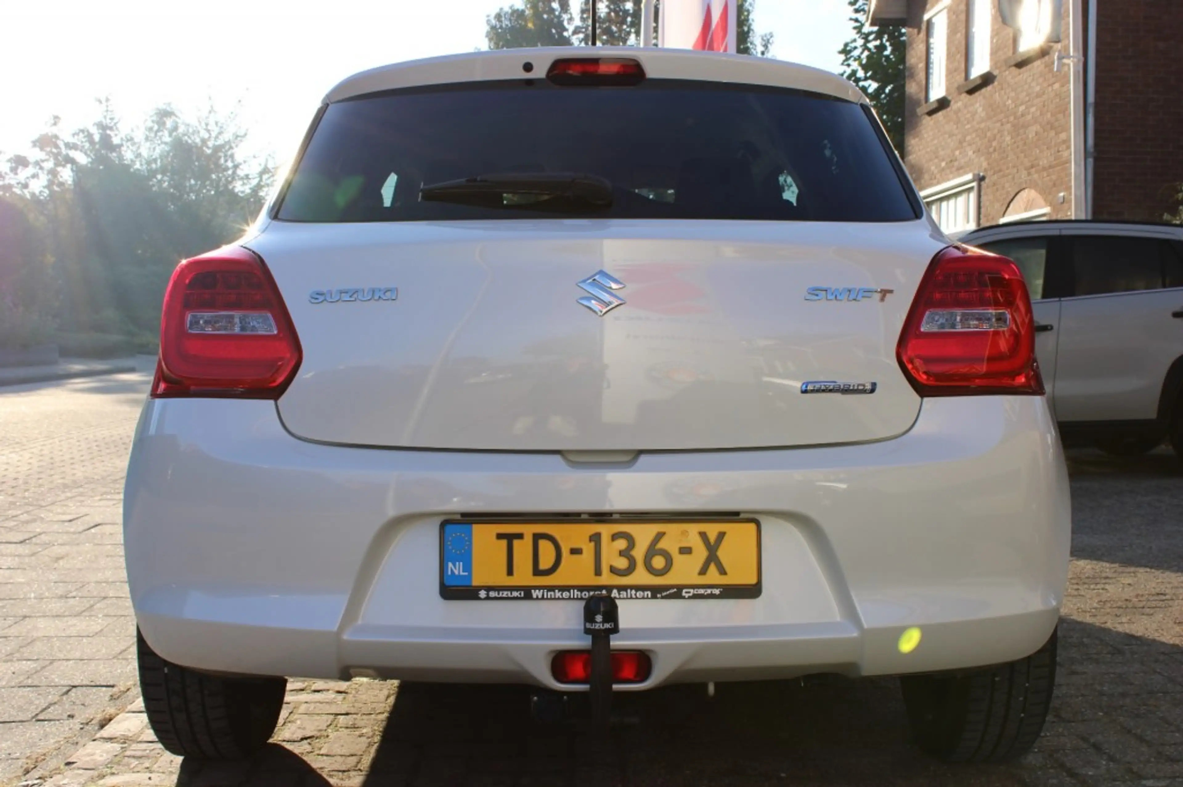 Suzuki Swift 1.2 STIJL SMART HYBR / Rijklaarprijs / Fabrieksgar — photo 4