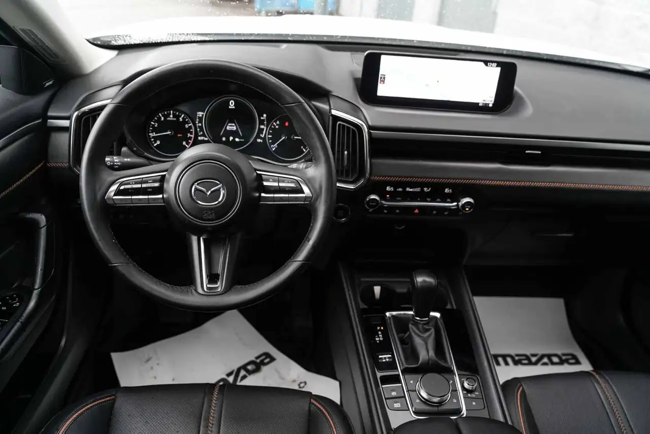 Mazda CX-50 снимка Mazda CX-50
