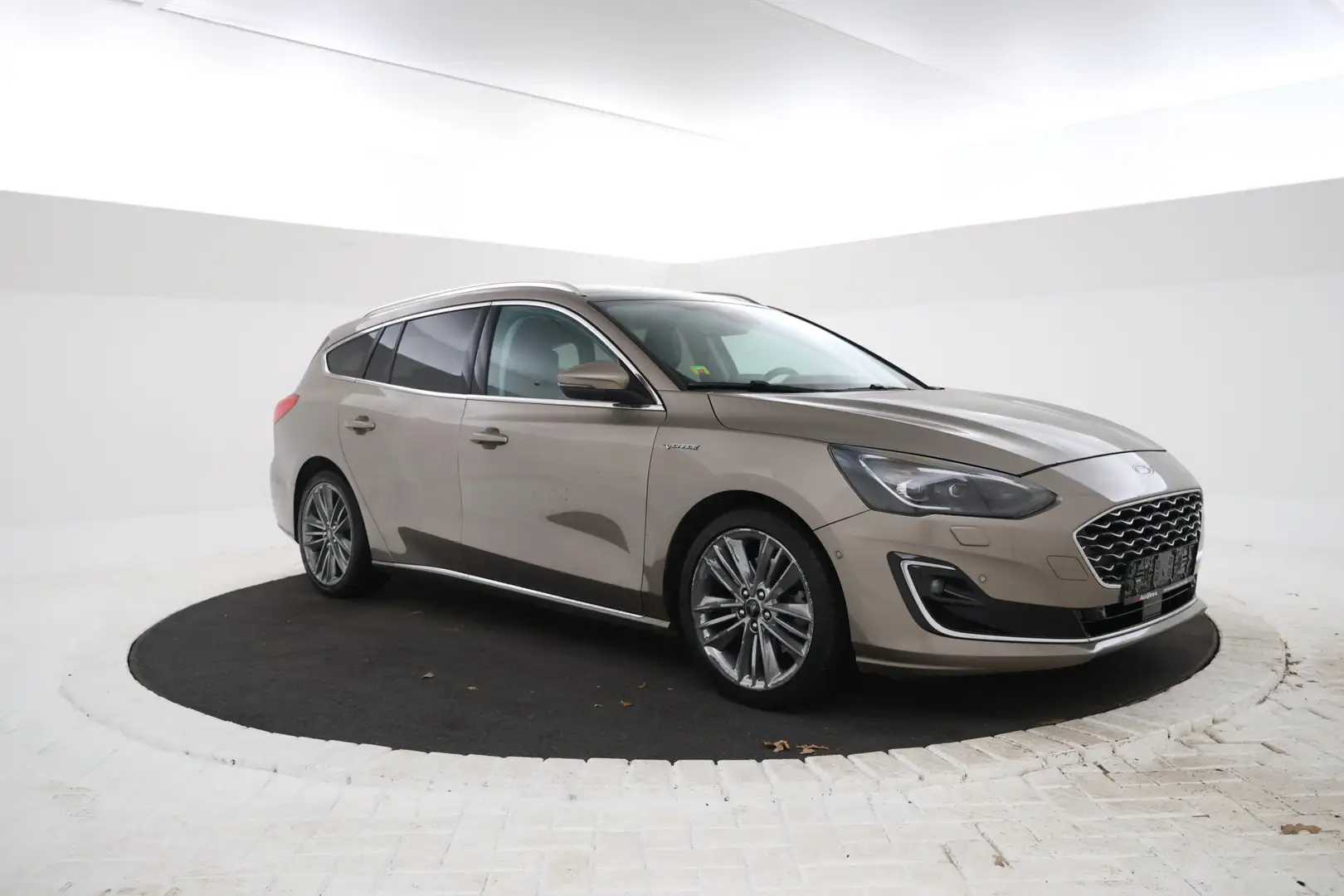 Ford Focus Wagon 1.5 EcoBlue Vingale Panorama, Leer, Xenon, C Gris - 2