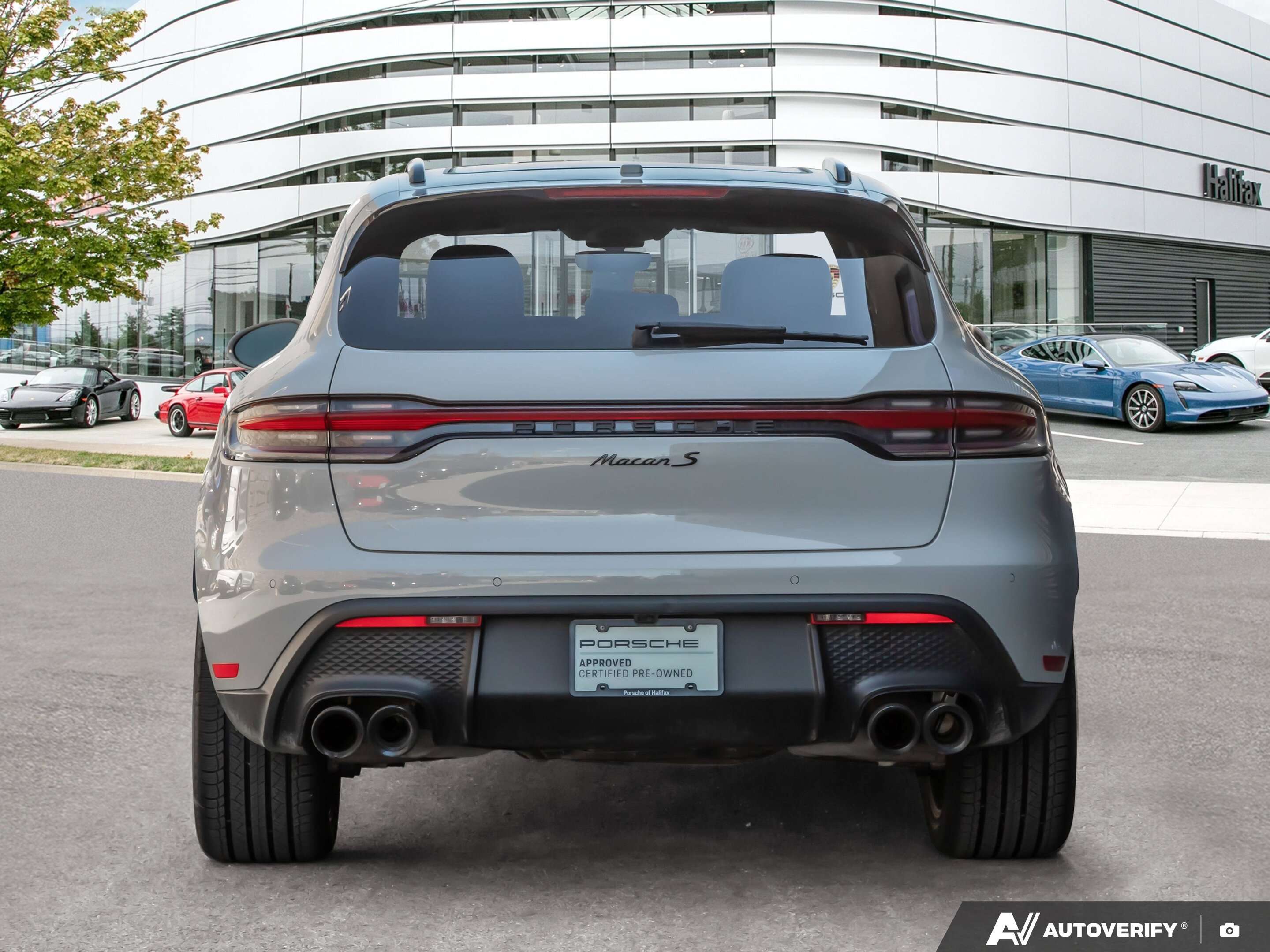 2023 Porsche Macan S alt 4