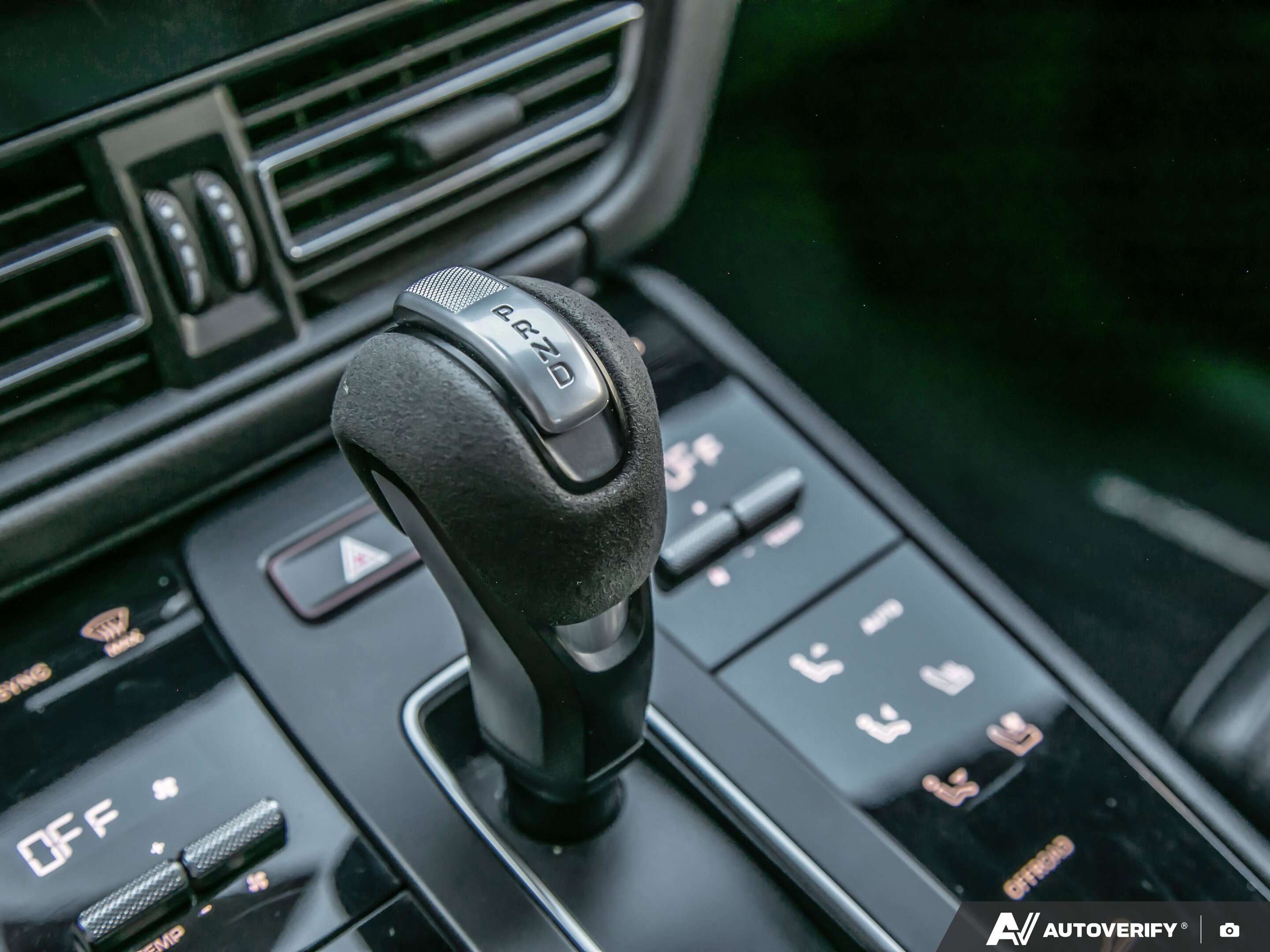 2023 Porsche Macan S thumb 22