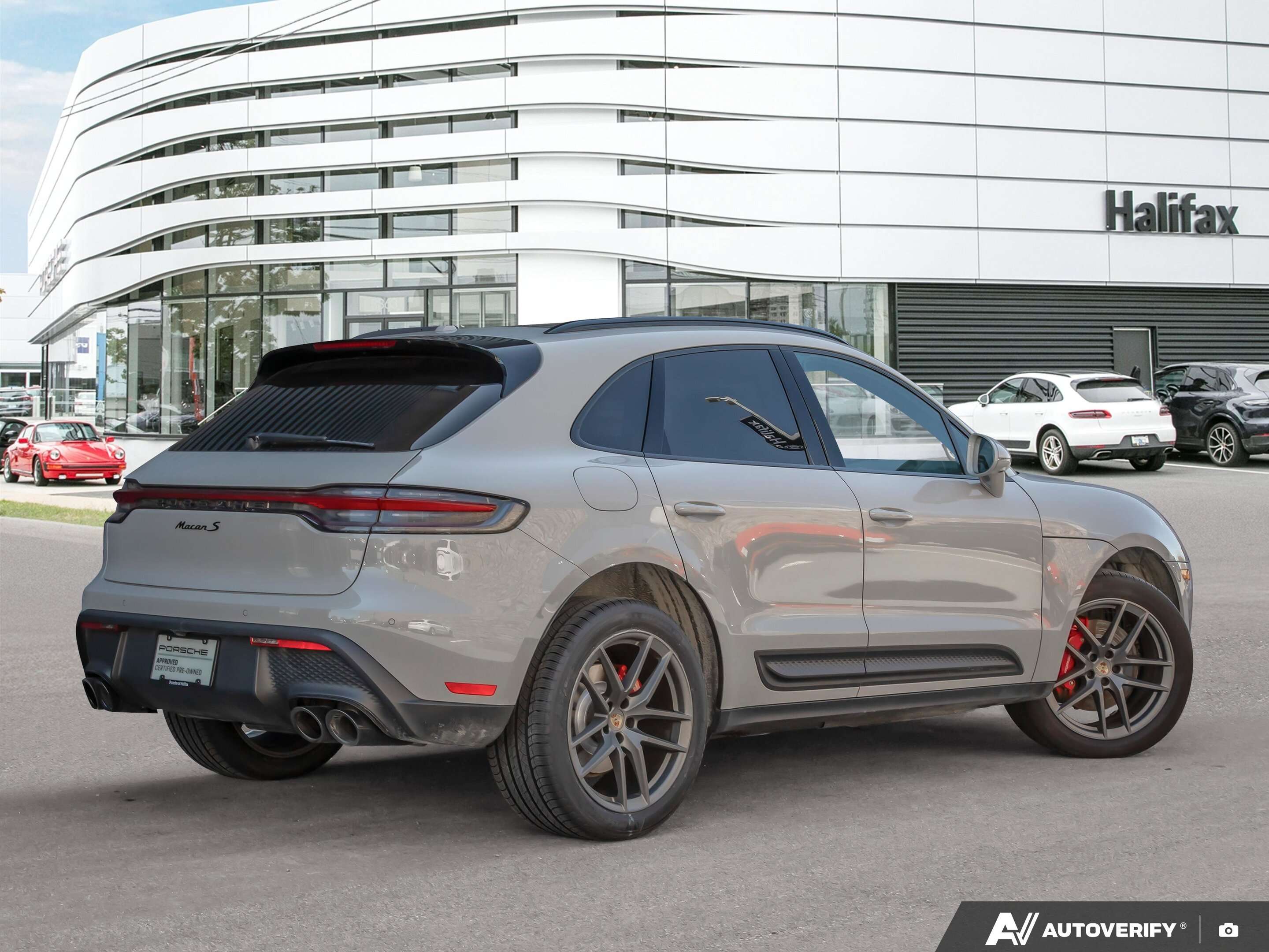 2023 Porsche Macan S alt 5