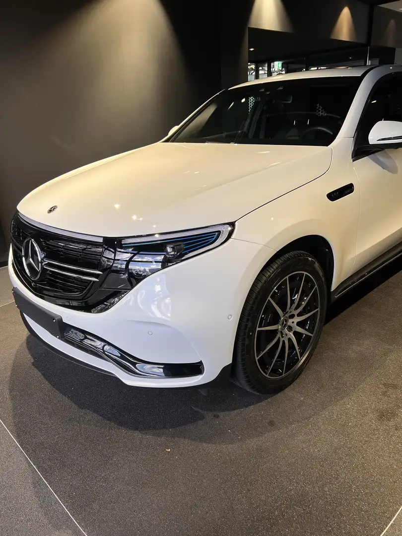 Mercedes-Benz EQC 400 EQC 400 4Matic (293.890) Weiß - 2