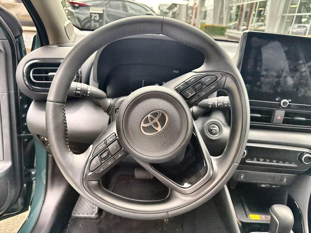 Toyota Yaris 2026 — фото 12