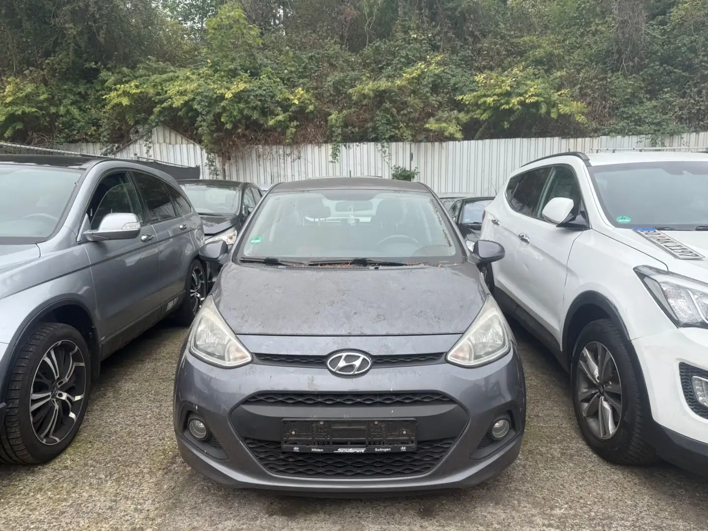 Hyundai i10 Trend MOTORSCHADEN Grau - 2