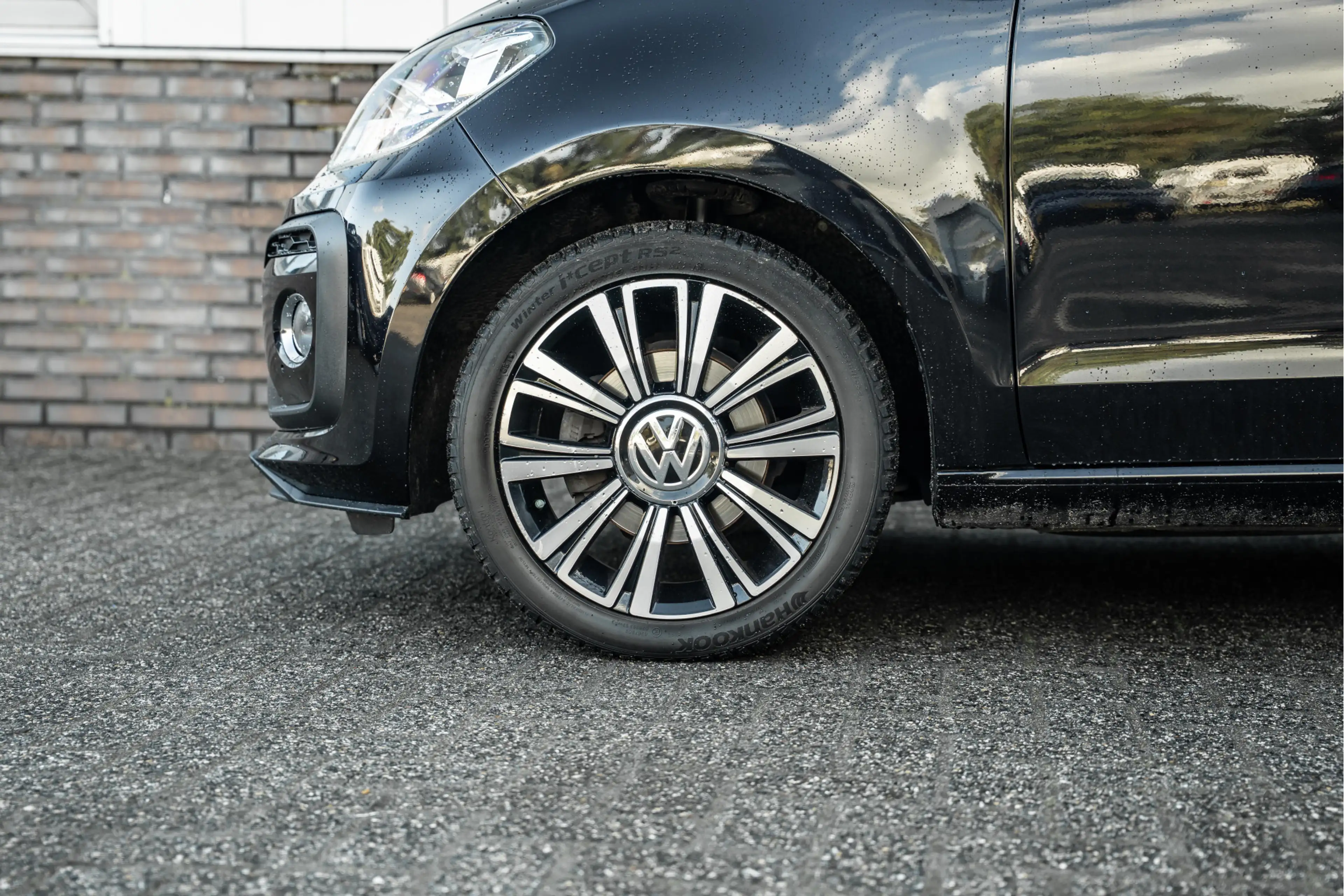 Volkswagen up! 1.0 TSI BMT high up! — photo 13