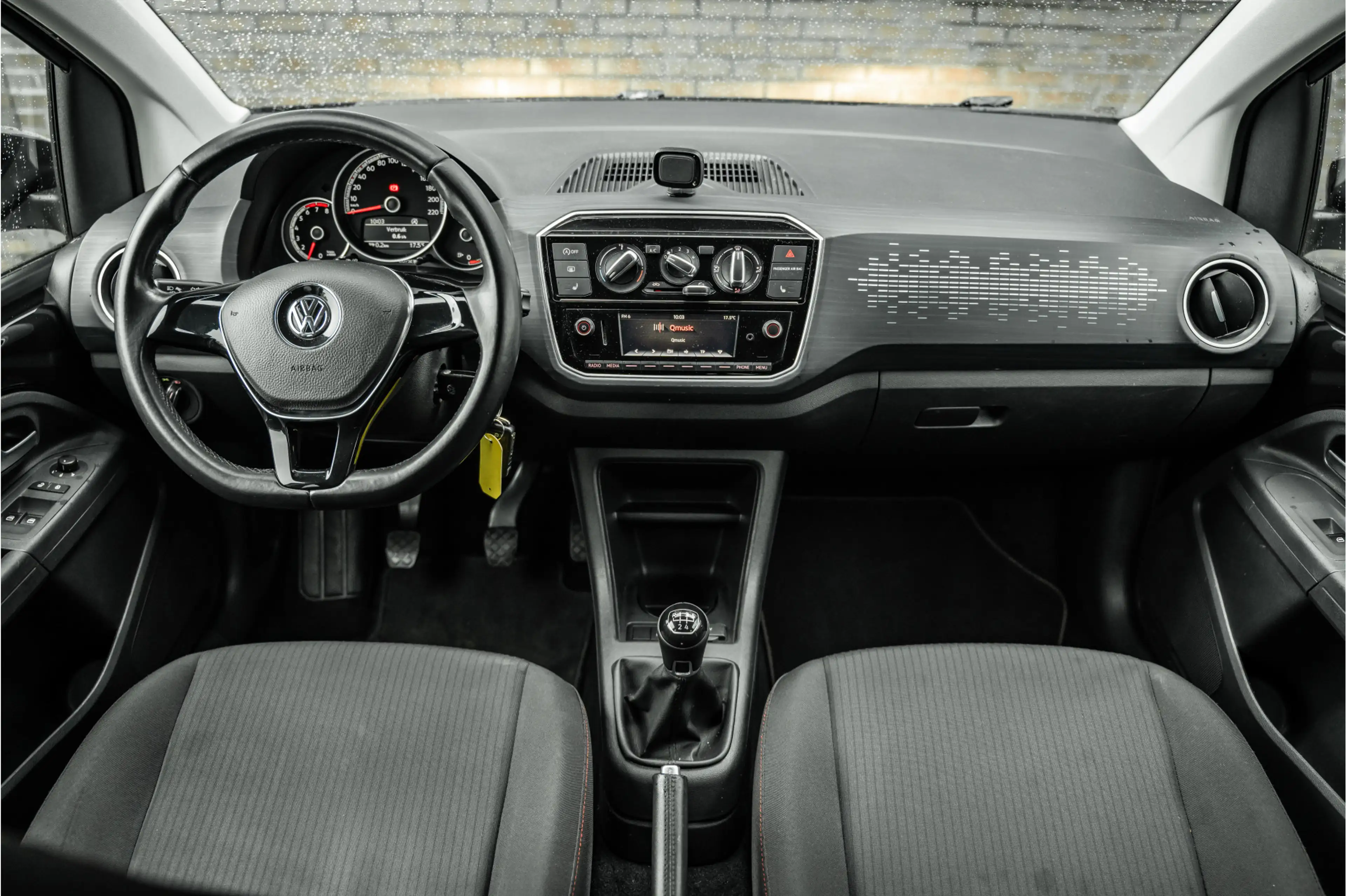 Volkswagen up! 1.0 TSI BMT high up! — photo 2