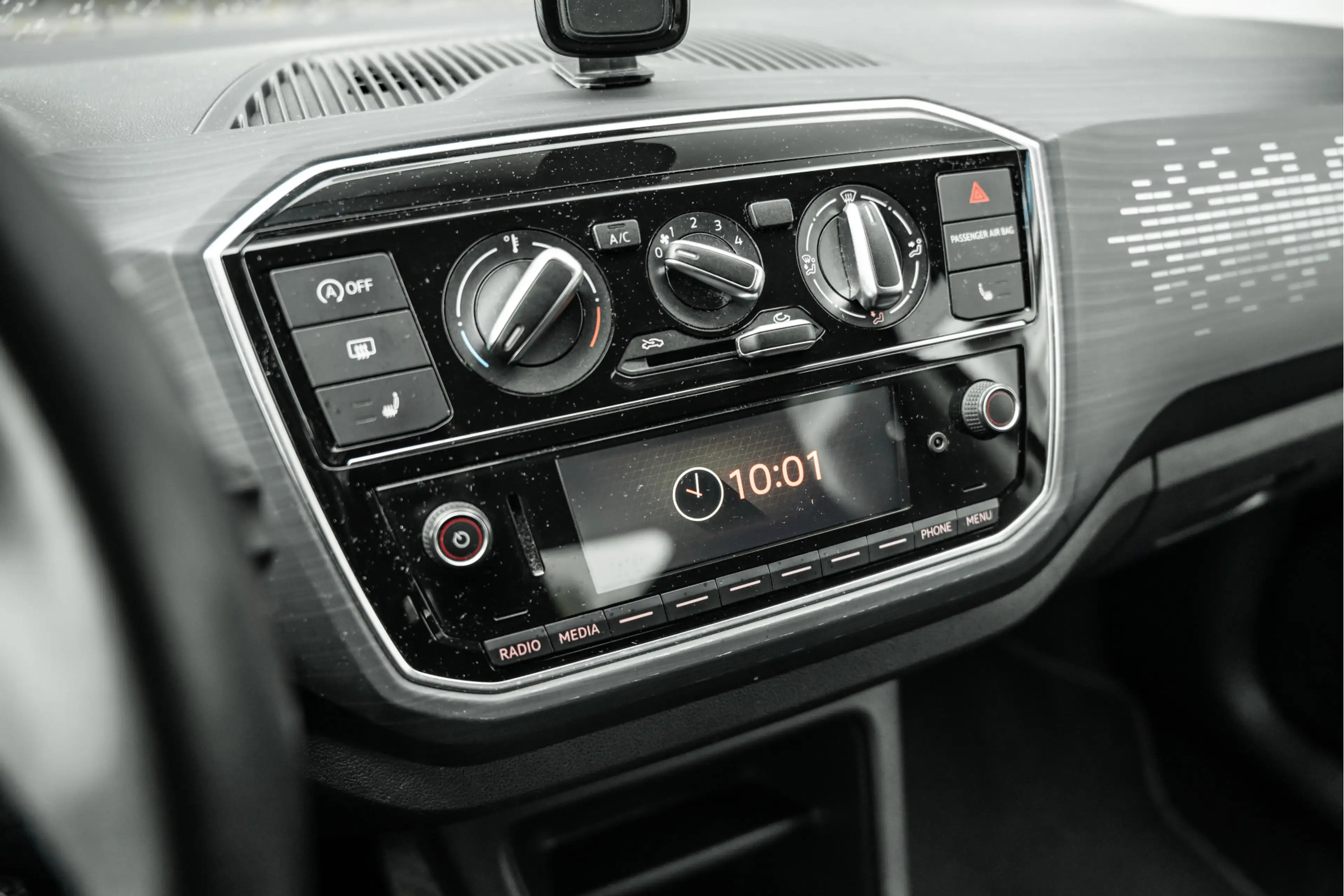 Volkswagen up! 1.0 TSI BMT high up! — photo 14