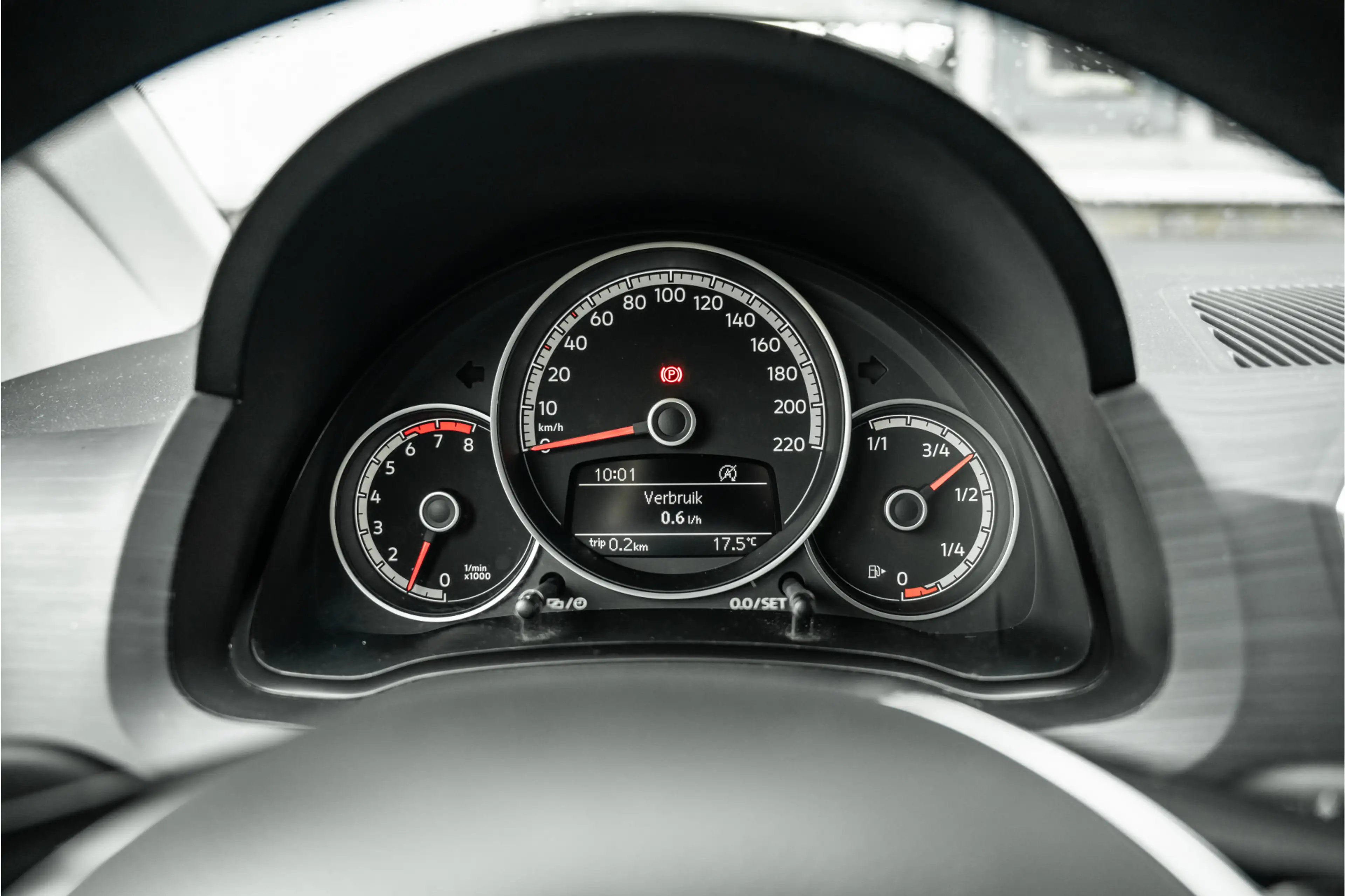 Volkswagen up! 1.0 TSI BMT high up! — photo 11