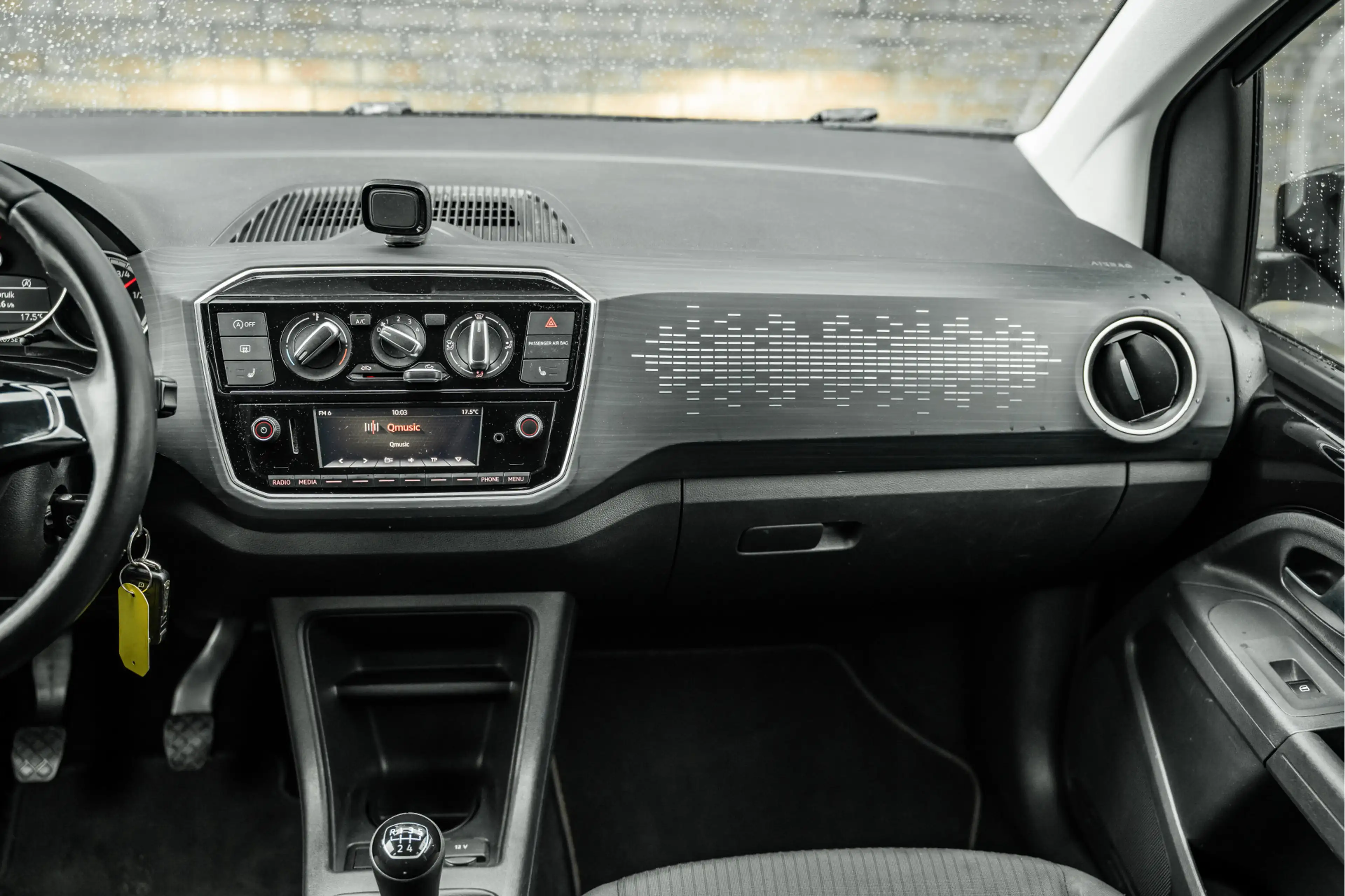 Volkswagen up! 1.0 TSI BMT high up! — photo 8