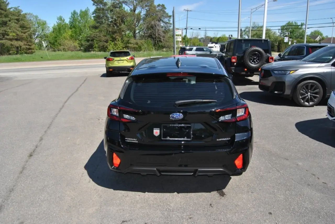 Subaru Impreza снимка Subaru Impreza