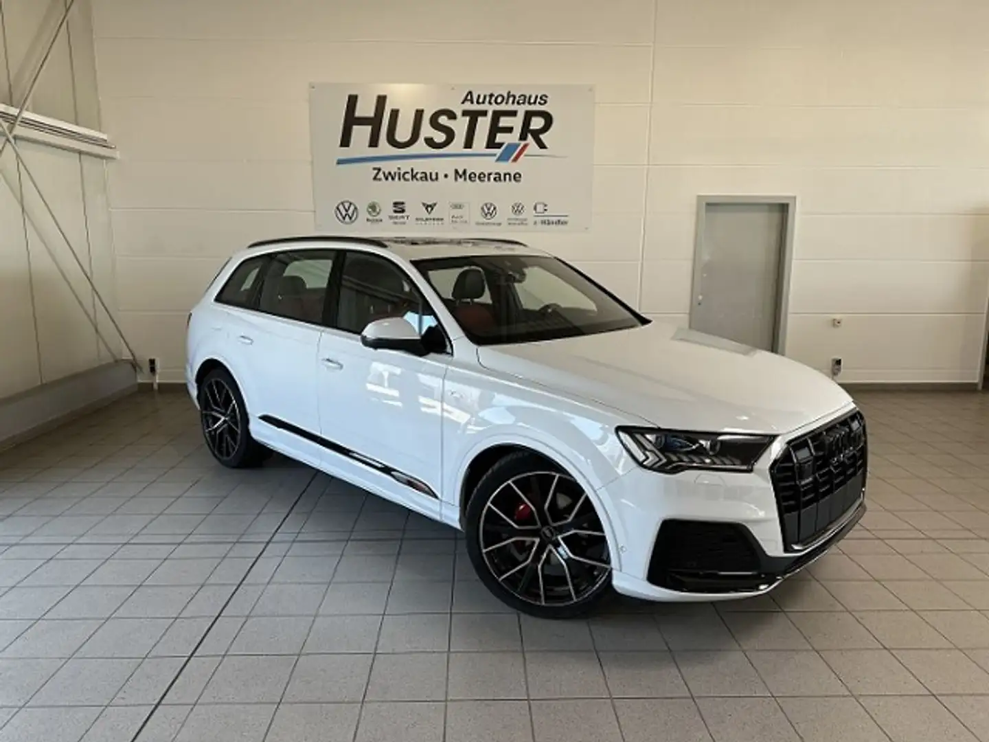 Audi Q7 50 TDI quattro S line *INDIVIDUAL* Blanc - 2