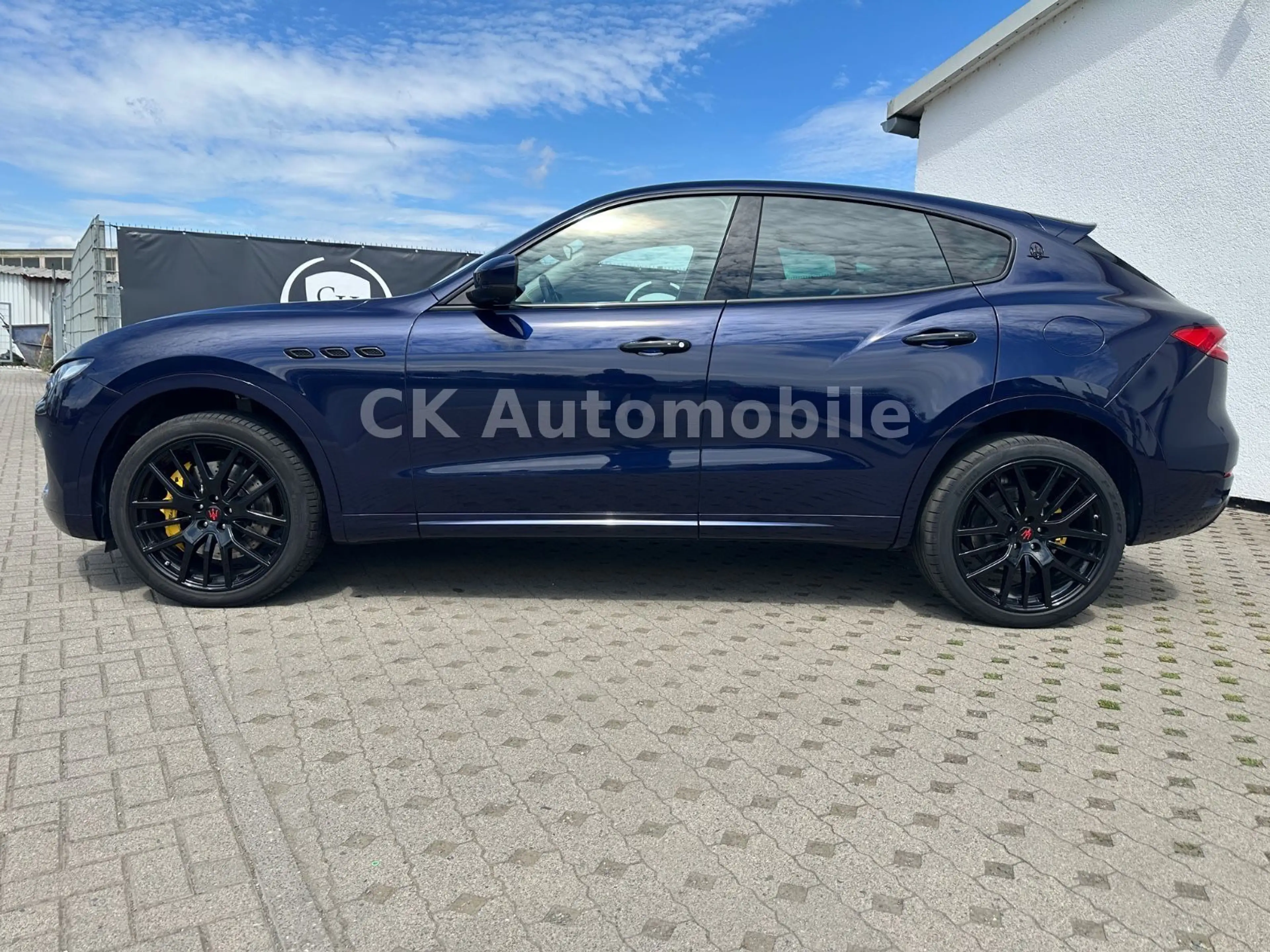 Maserati Levante GranLusso S Q4/Navi/Pano/LED/360°Kam. — photo 8