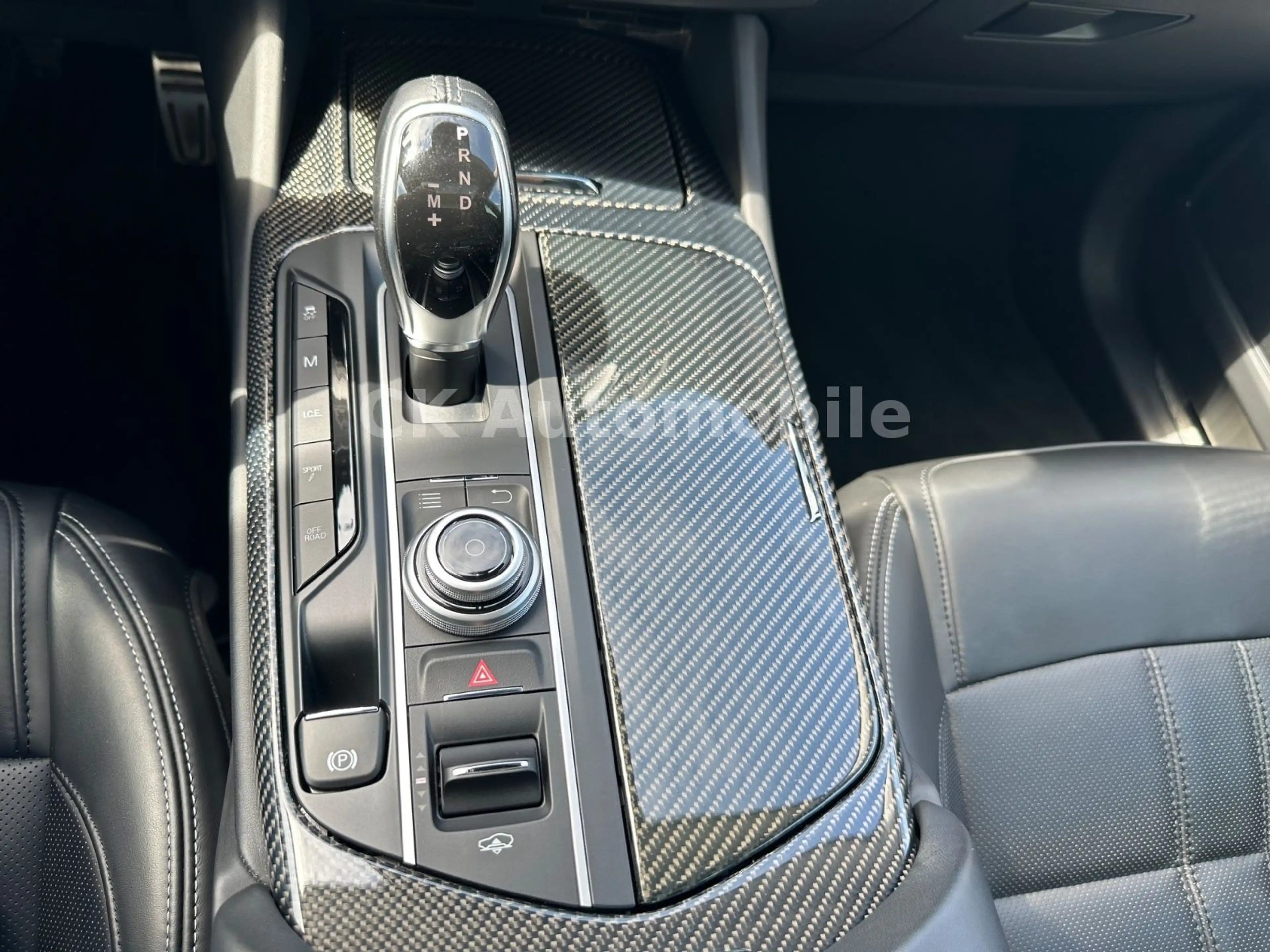 Maserati Levante GranLusso S Q4/Navi/Pano/LED/360°Kam. — photo 13