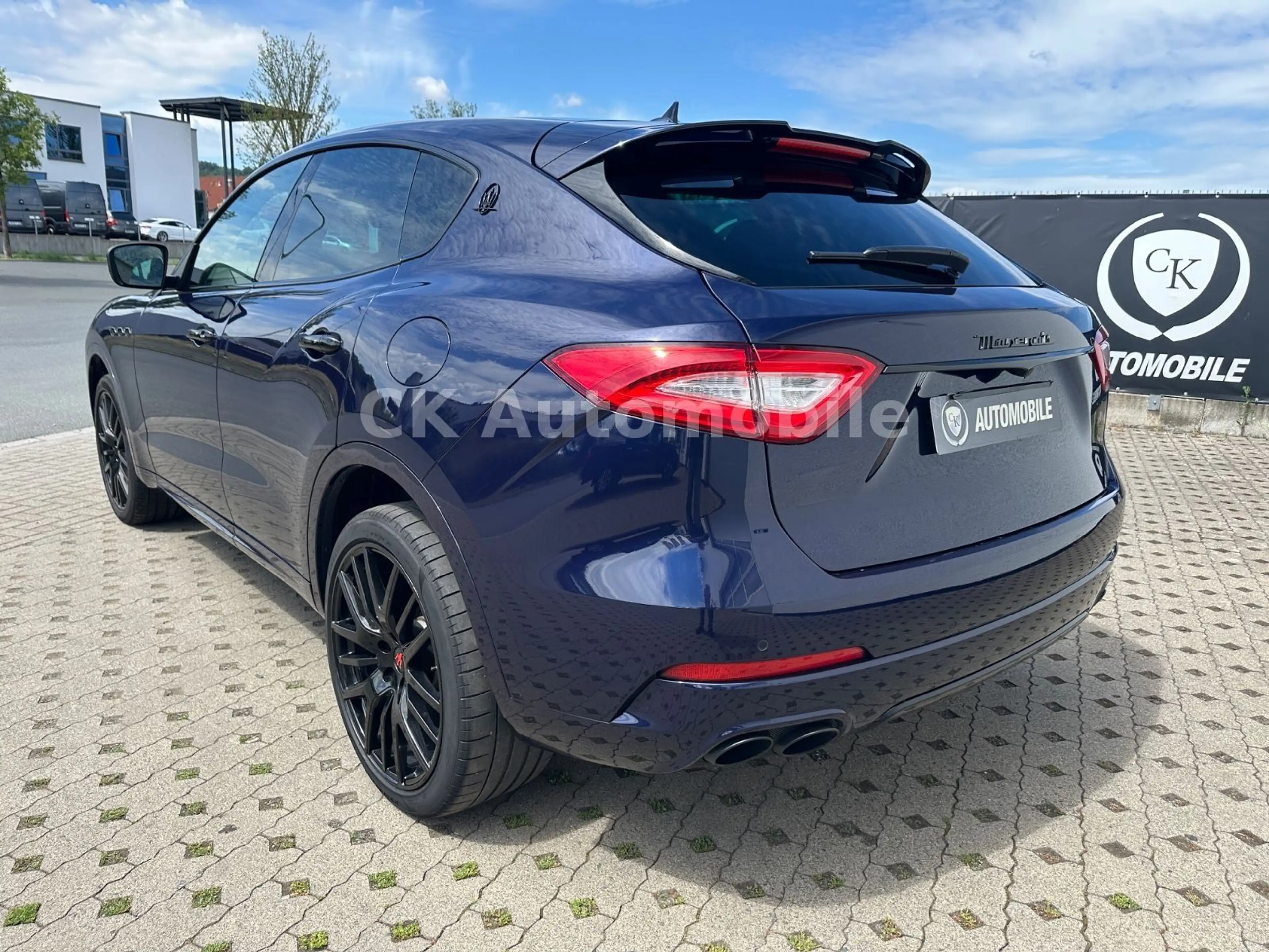 Maserati Levante GranLusso S Q4/Navi/Pano/LED/360°Kam. — photo 7