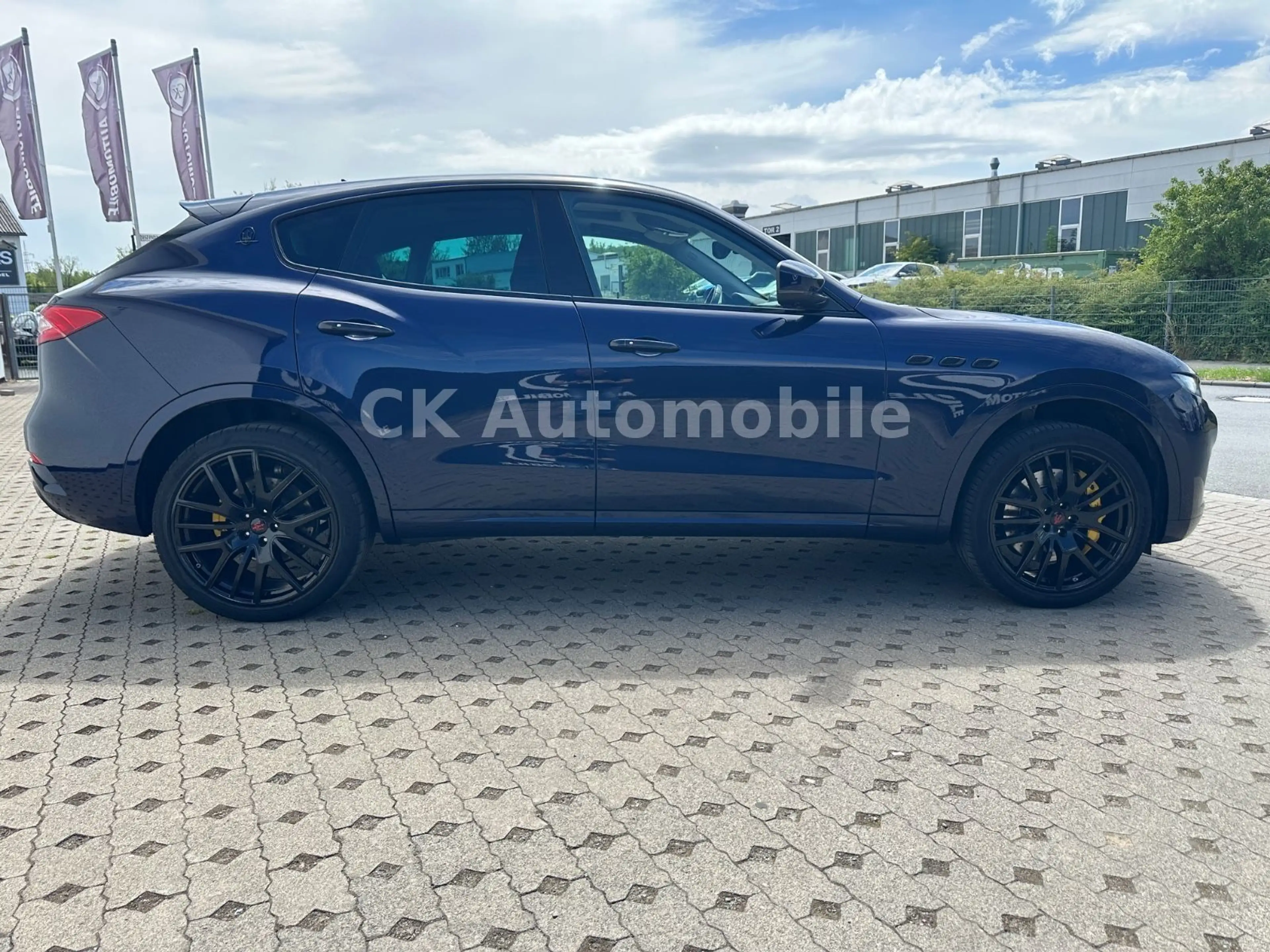 Maserati Levante GranLusso S Q4/Navi/Pano/LED/360°Kam. — photo 4