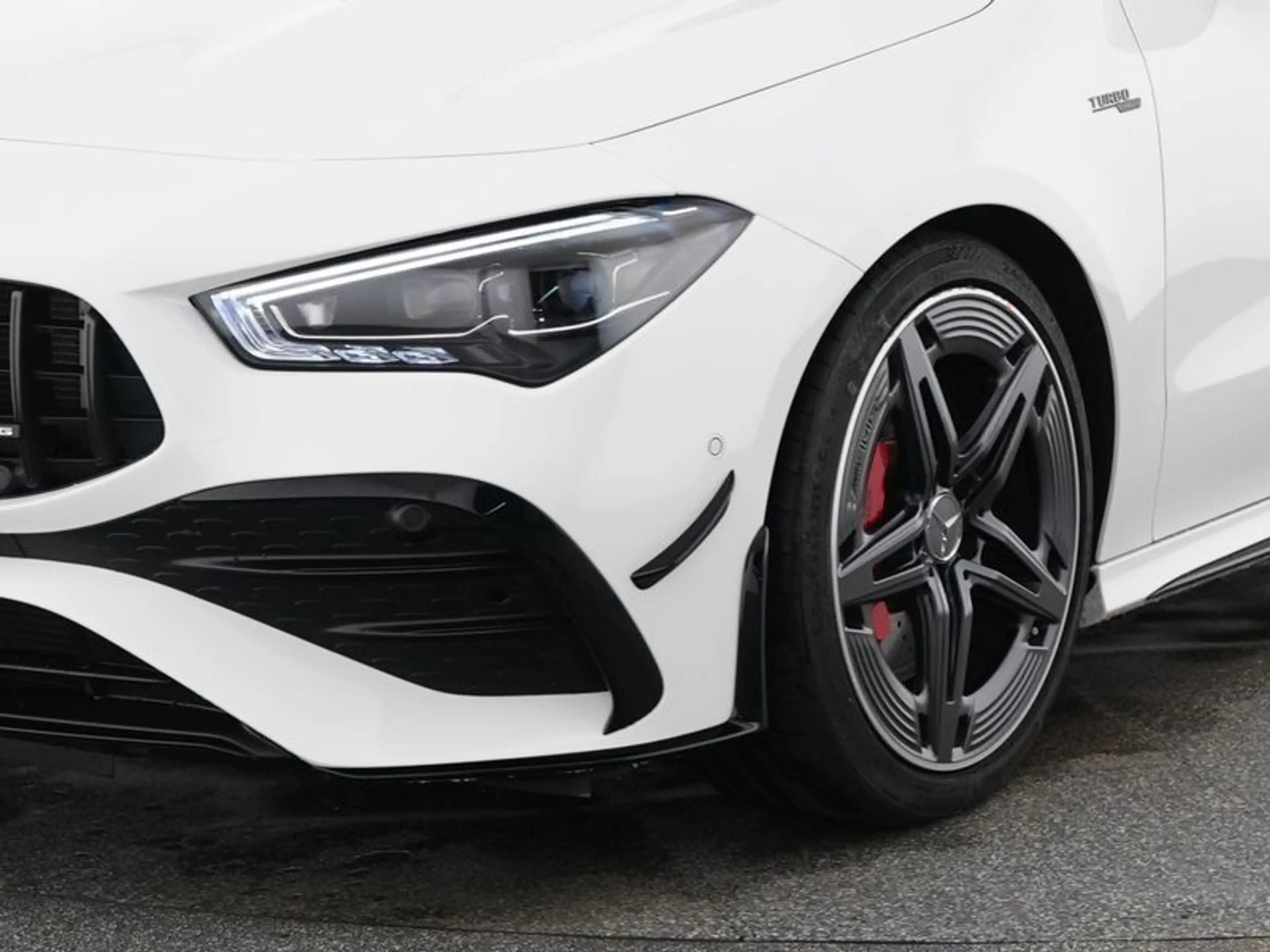 Mercedes-Benz CLA 35 AMG 4M+NIGHT I+II+PANO+AERO+19"+BURM+MBEA — photo 3