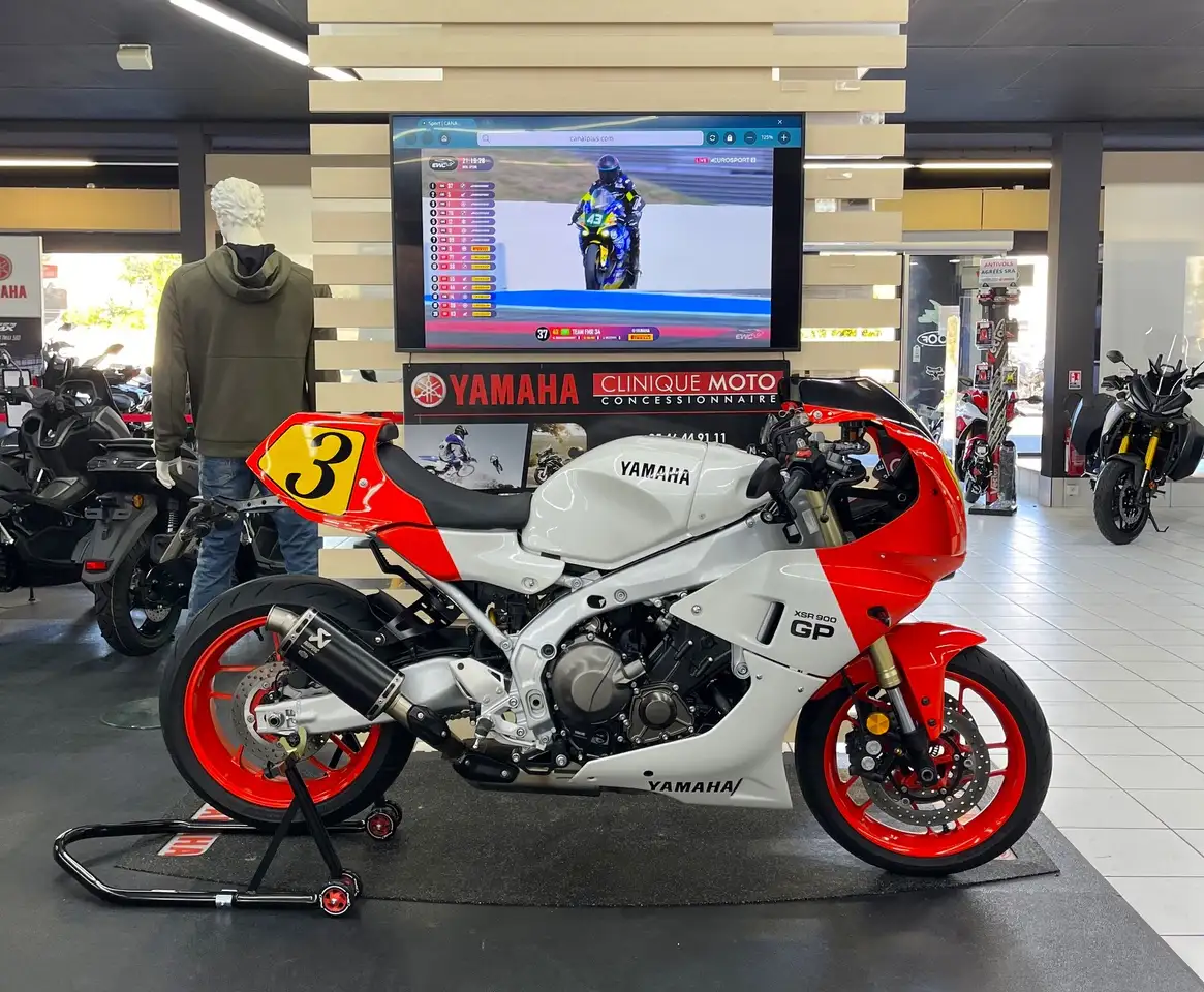 Yamaha XSR 900