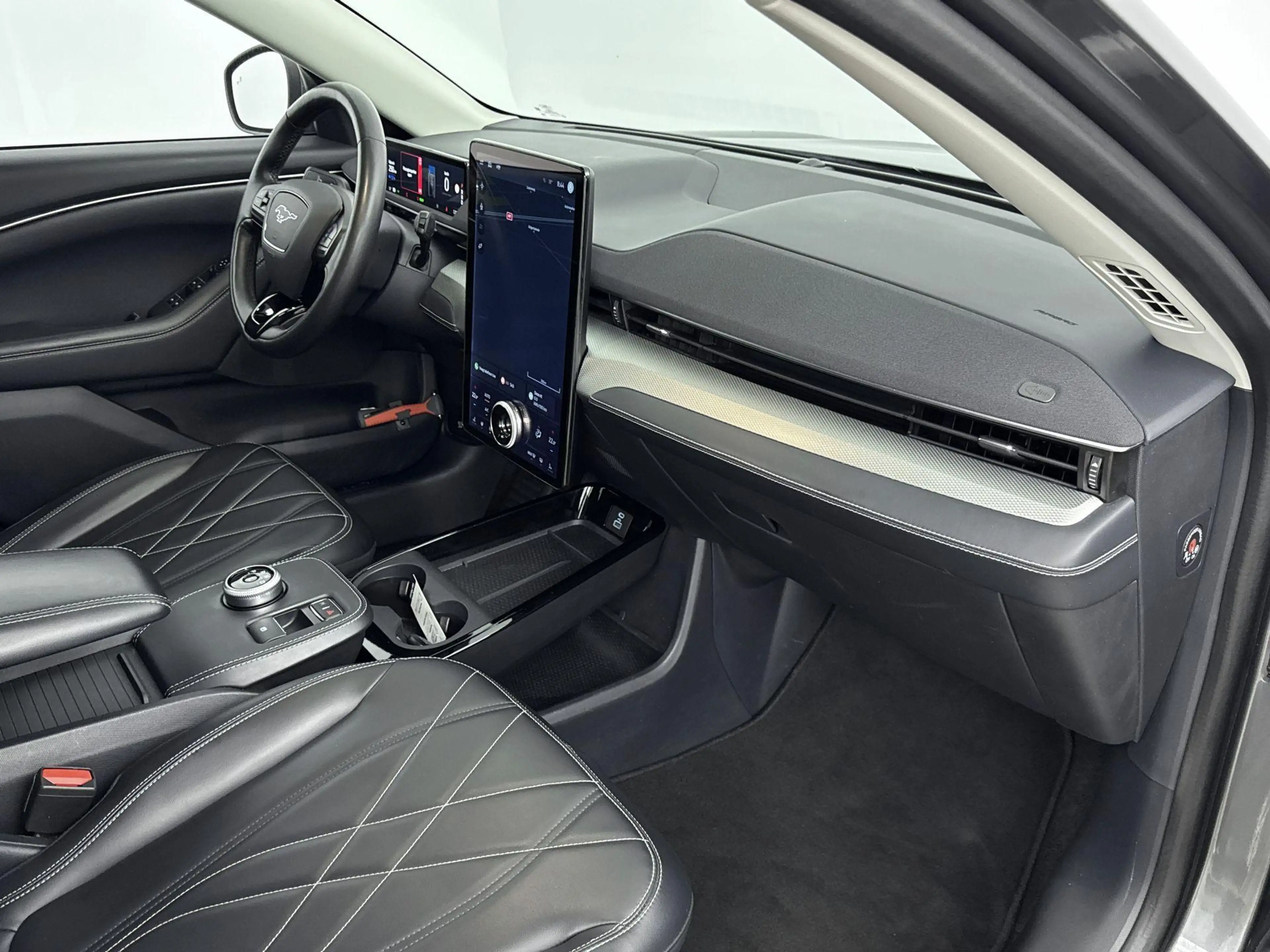 Ford Mustang Mach-E Extended RWD 98 kWh | Leder | Parkeersensoren | Ca — photo 12