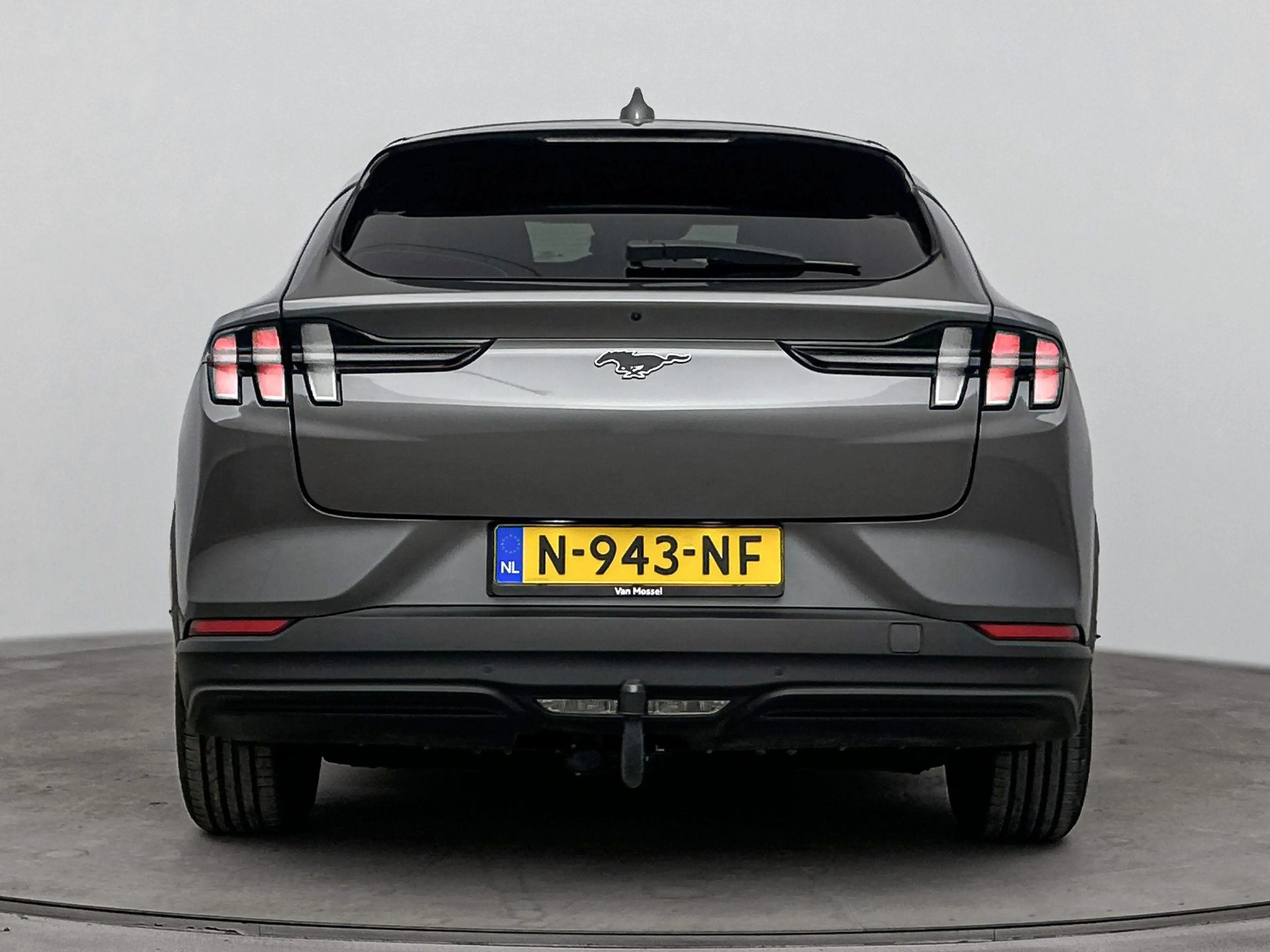 Ford Mustang Mach-E Extended RWD 98 kWh | Leder | Parkeersensoren | Ca — photo 3