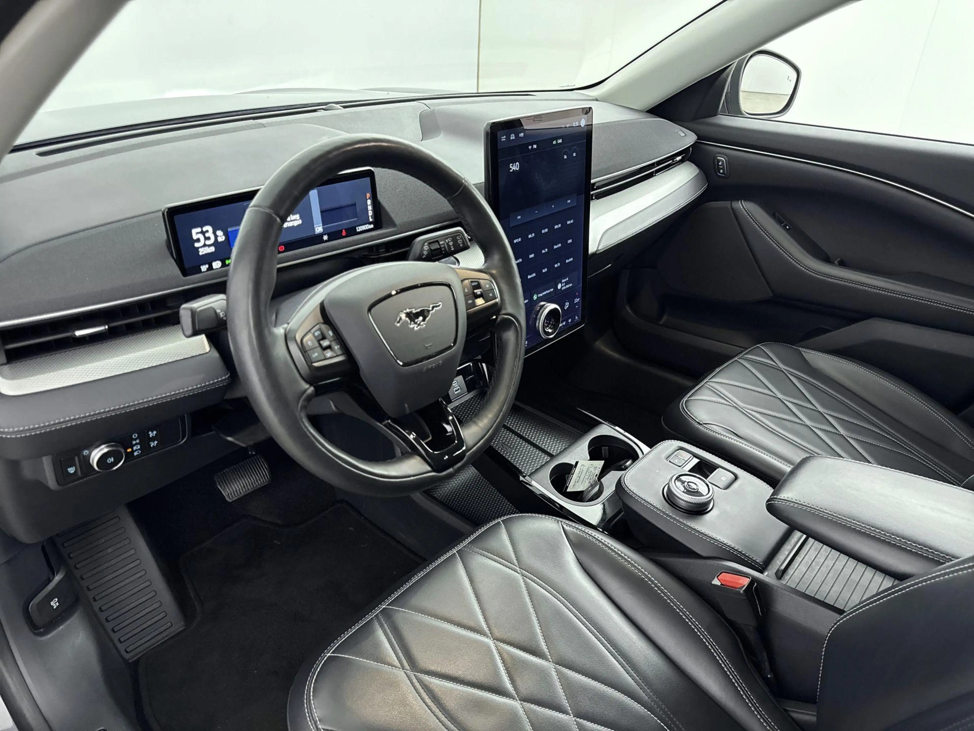 Ford Mustang Mach-E Extended RWD 98 kWh | Leder | Parkeersensoren | Ca — photo 13