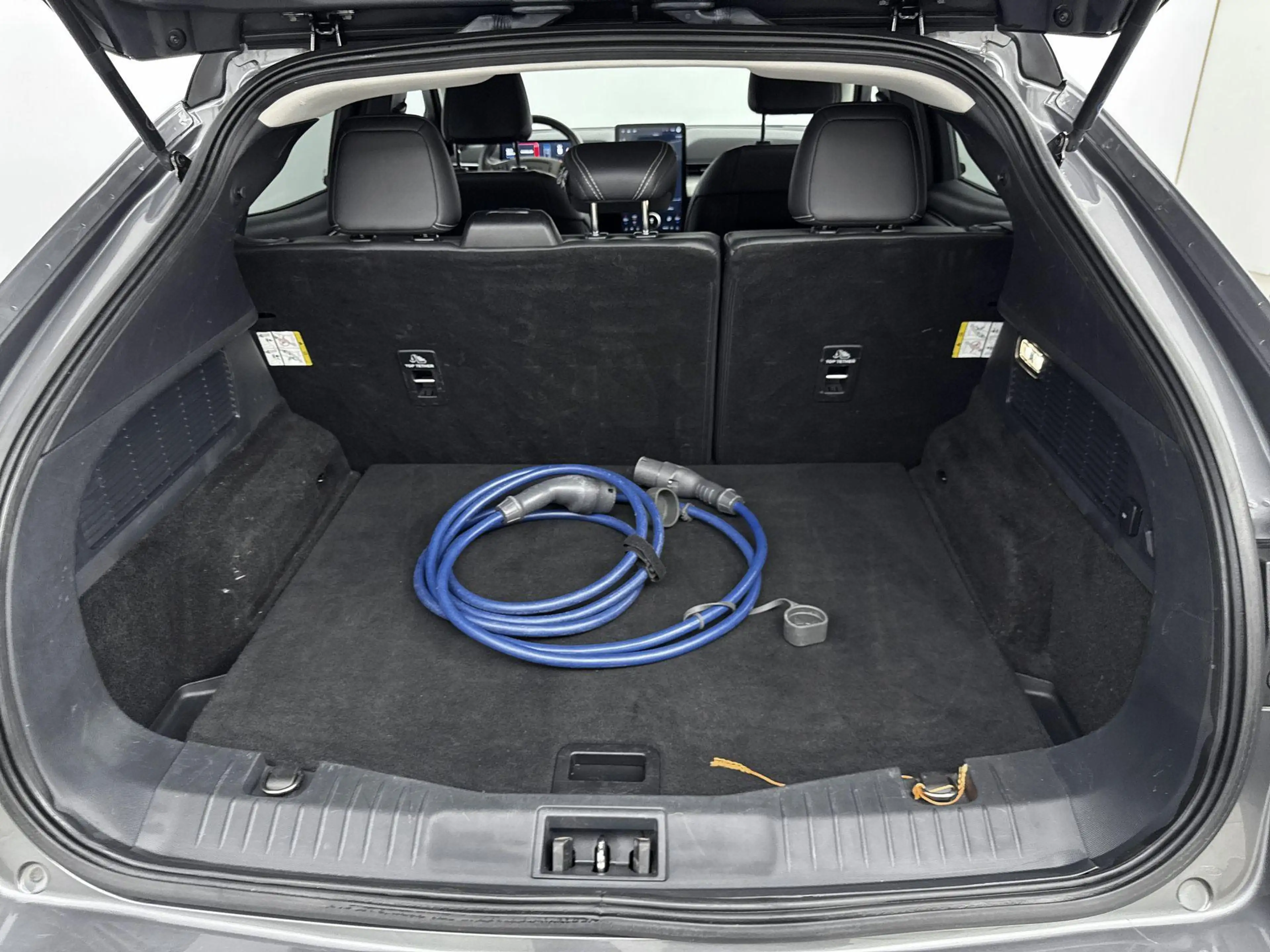 Ford Mustang Mach-E Extended RWD 98 kWh | Leder | Parkeersensoren | Ca — photo 7