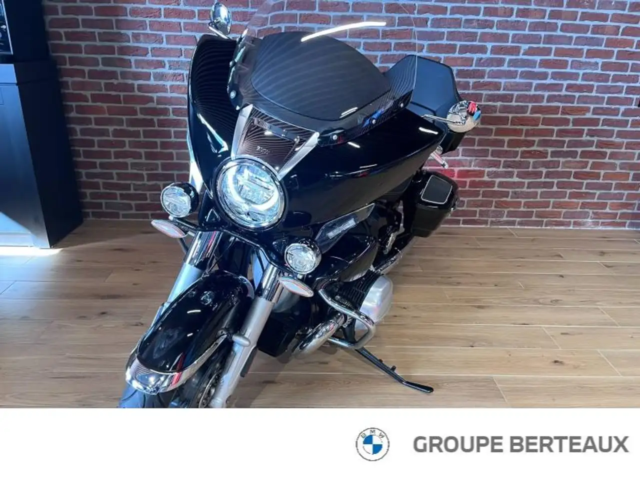 BMW R 18