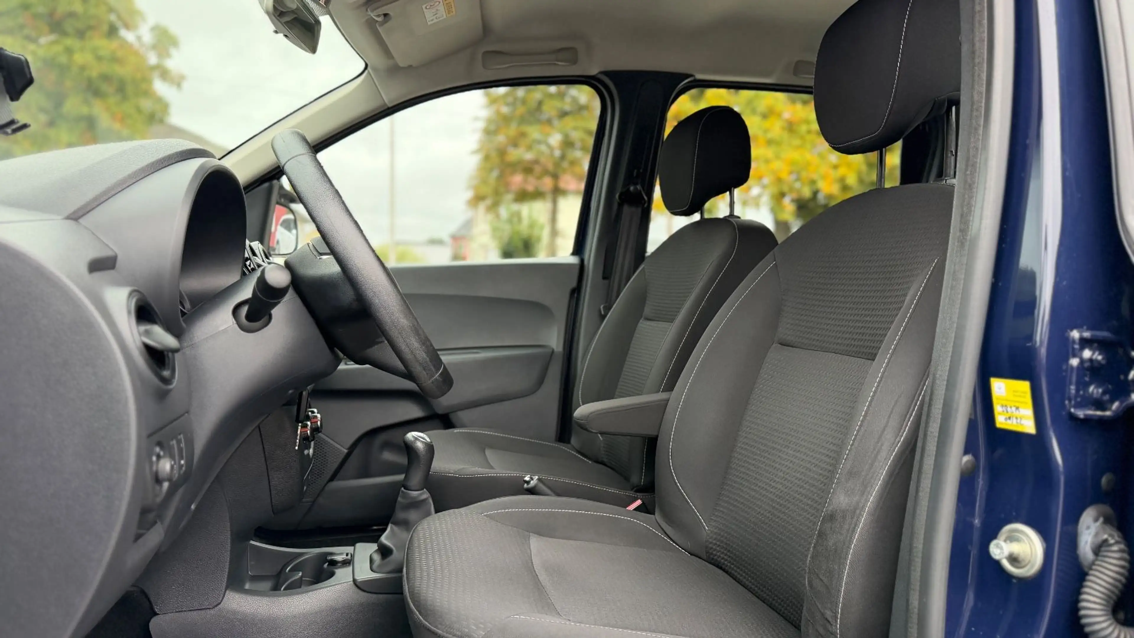 Dacia Lodgy Comfort 7 Sitze — photo 15