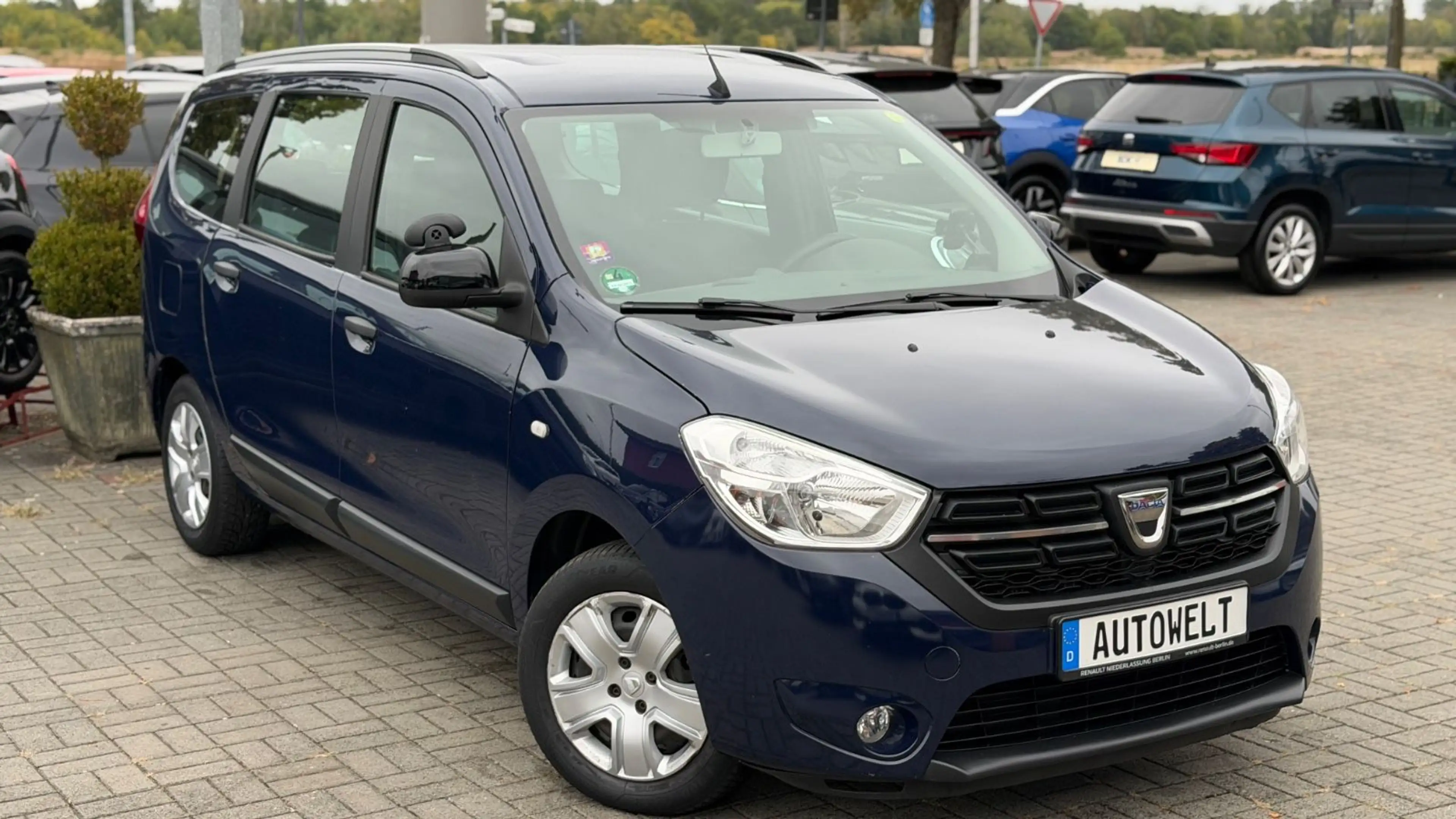 Dacia Lodgy Comfort 7 Sitze — photo 2