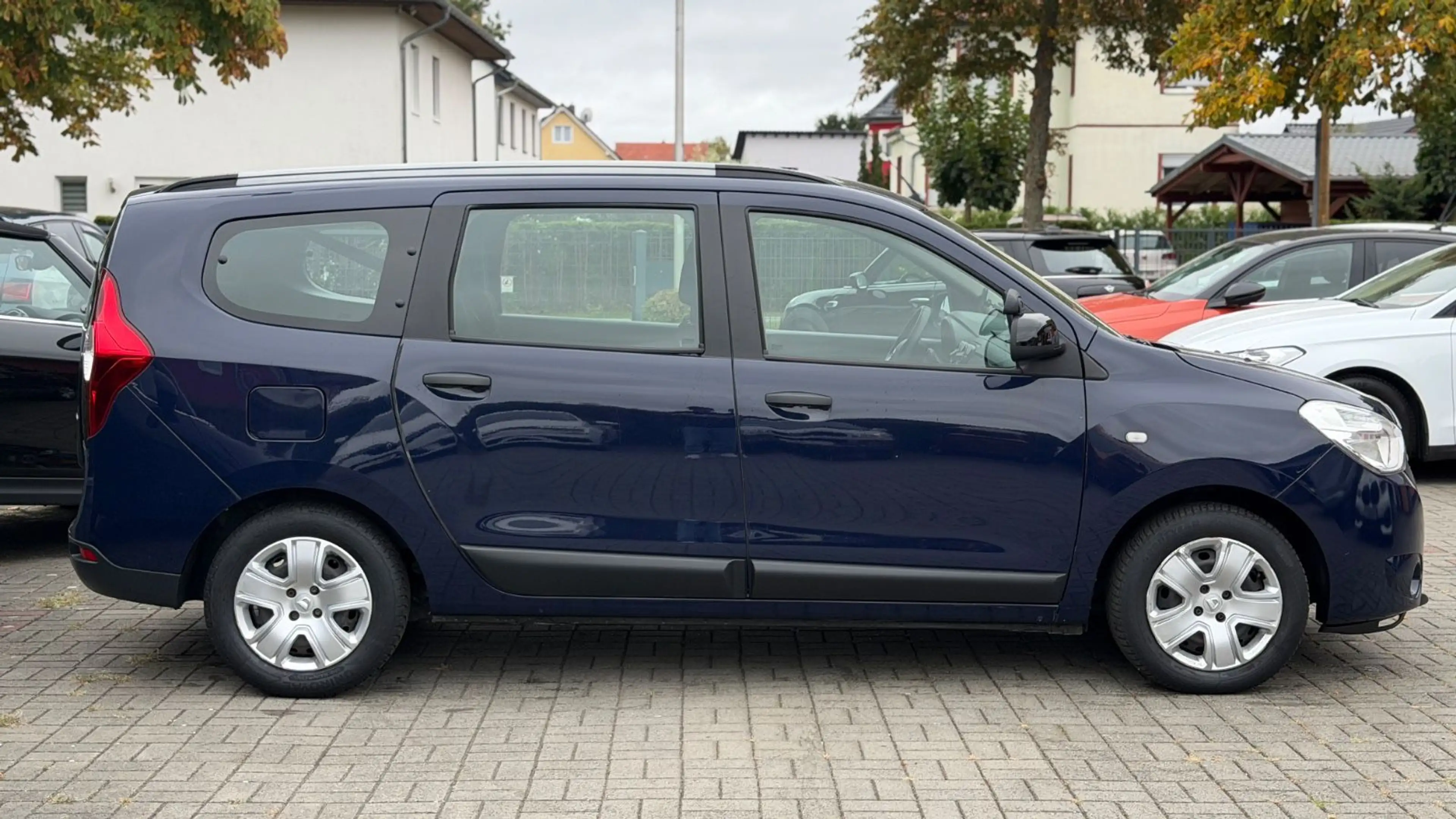 Dacia Lodgy Comfort 7 Sitze — photo 3