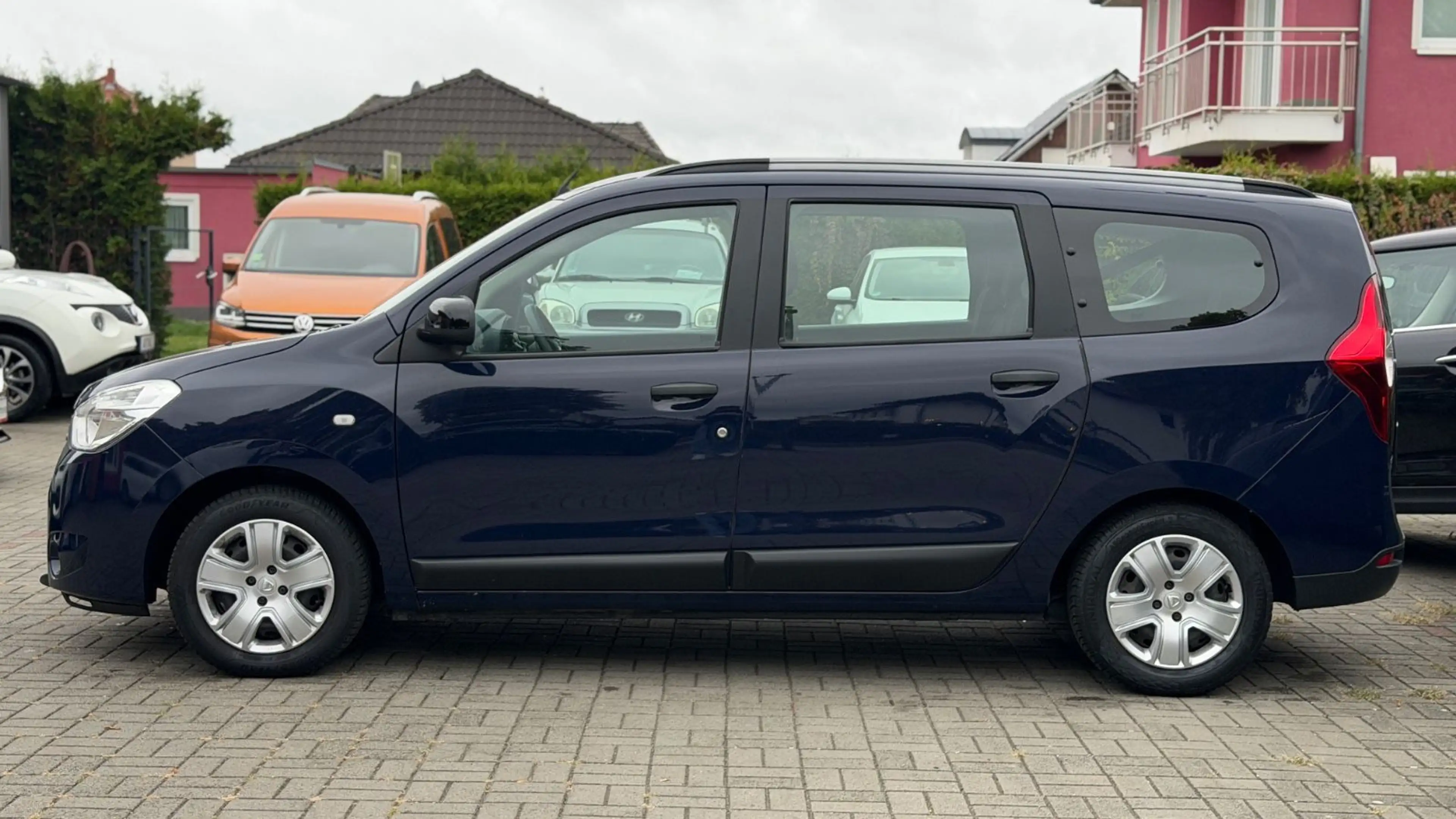 Dacia Lodgy Comfort 7 Sitze — photo 4