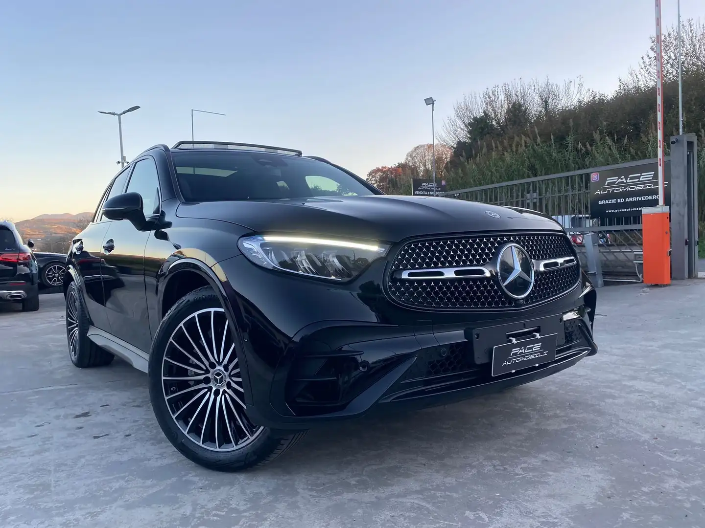 Mercedes-Benz GLC 300 4M PREMIUM AMG SPORT TETTO LED NAVI KAMERA 20" USB Nero - 2