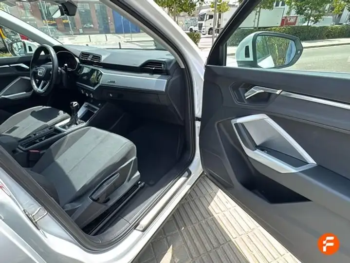 Audi Q3 1.5 35 TFSI 2021, foto 18