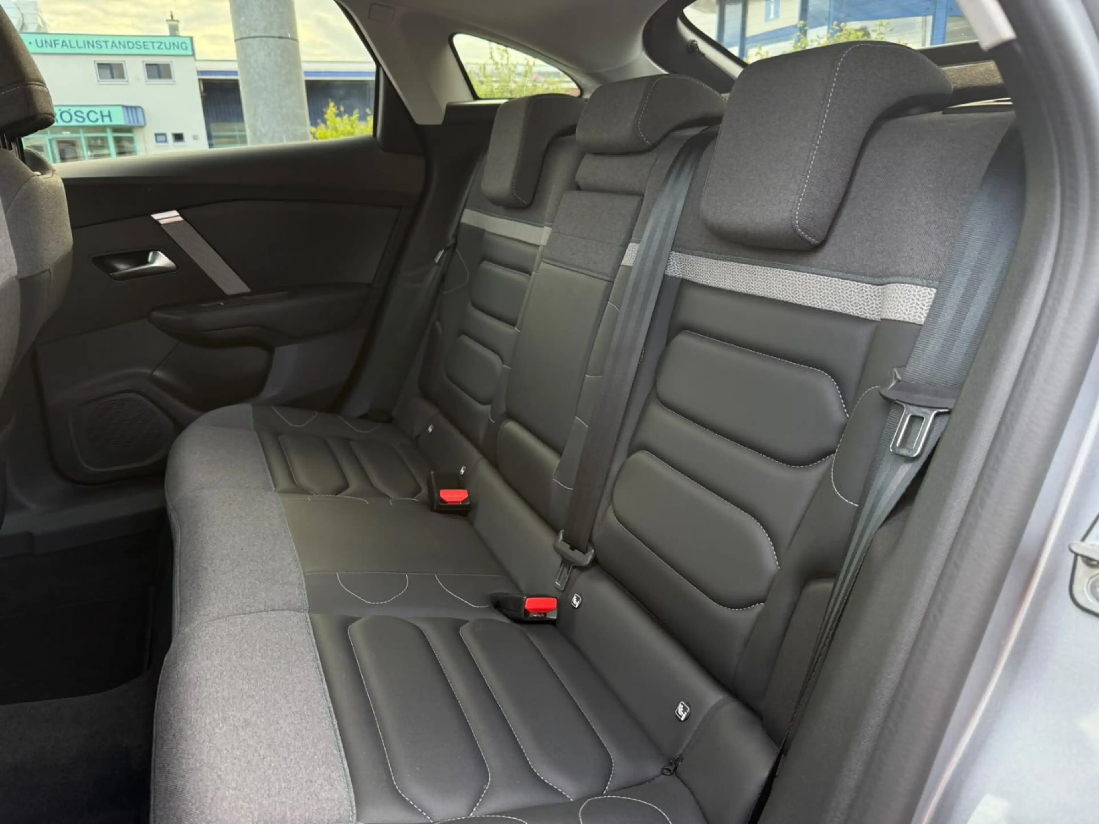 Citroen C4 1.2 PureTech 130 Max LED+Navi+SHZ+2xKlima+LM — photo 11
