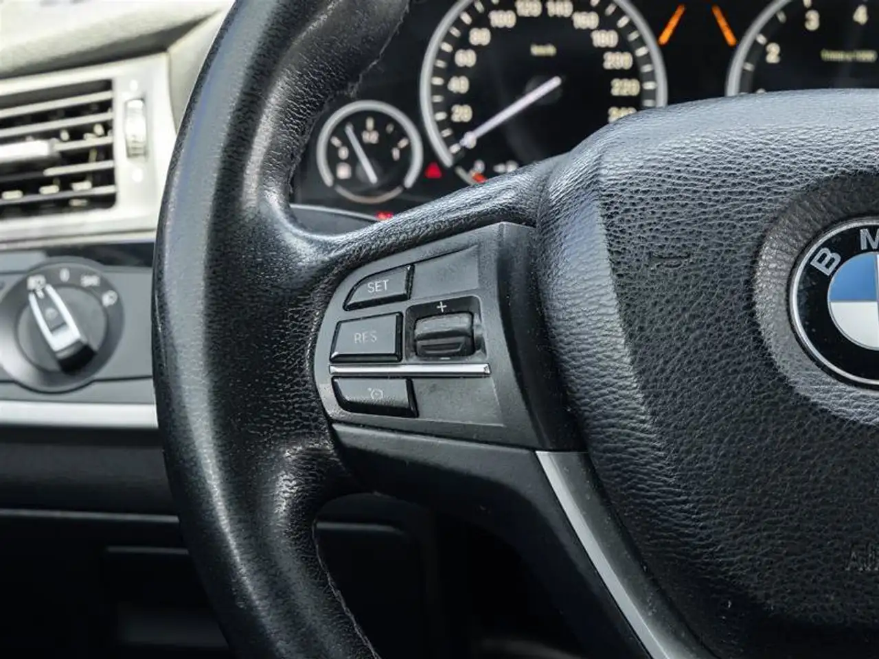 BMW X3 photo BMW X3