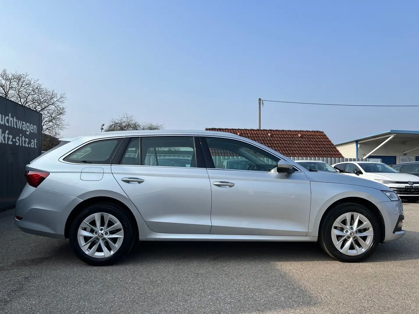 Skoda Octavia Combi 1,0 TSI Style | HUD/TEILLEDER Silber - 2