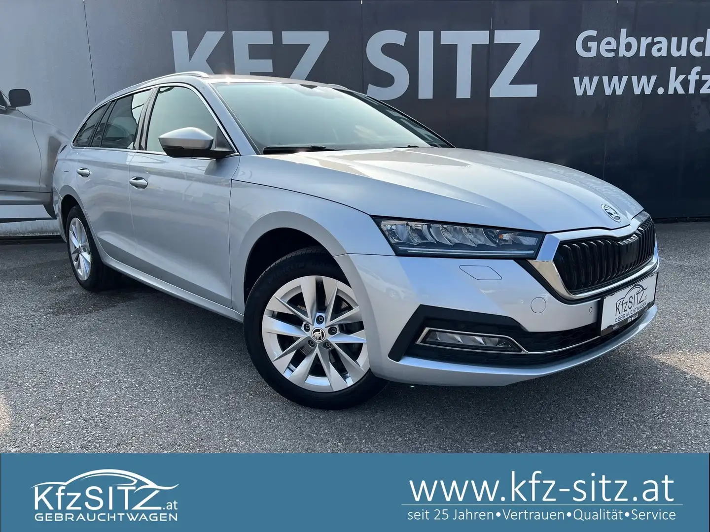 Skoda Octavia Combi 1,0 TSI Style | HUD/TEILLEDER Silber - 1