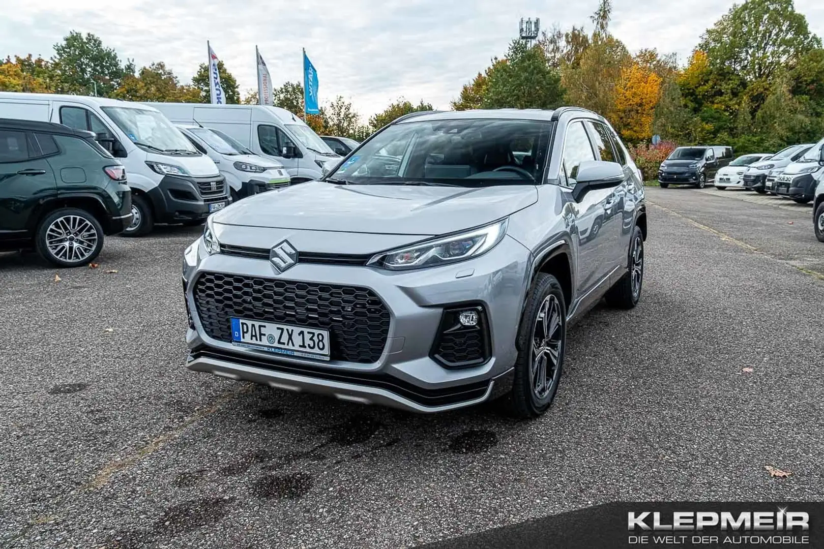 Suzuki Across Plug-in hybrid Comfort+ Silber - 1