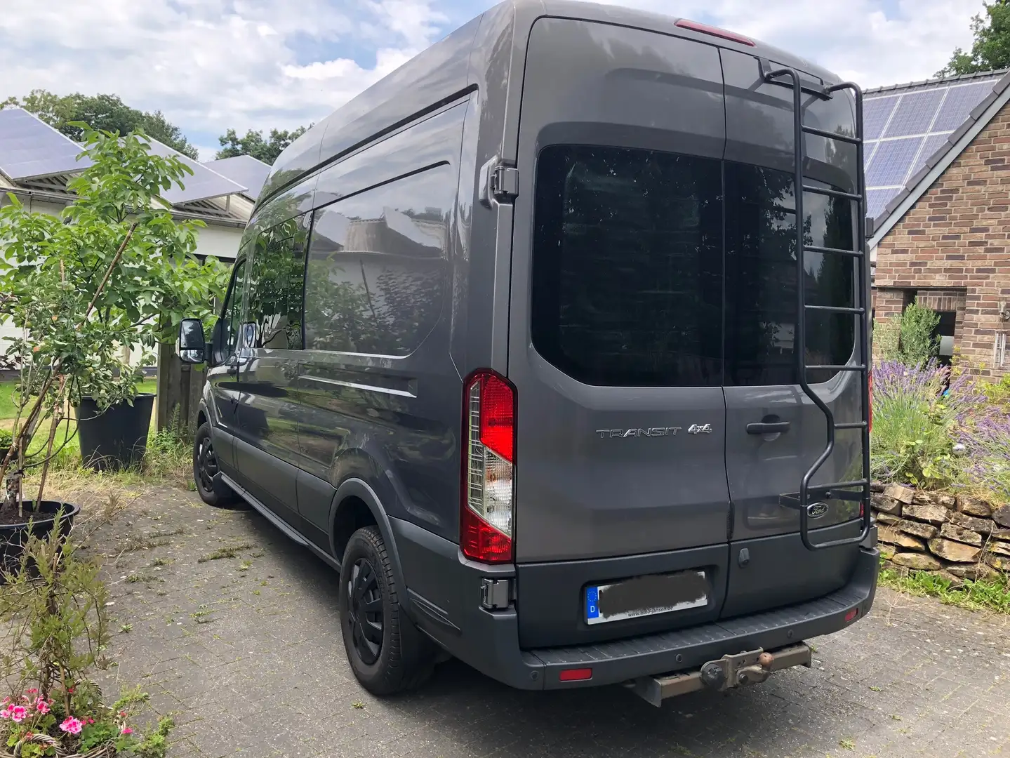Ford Transit Grau - 2