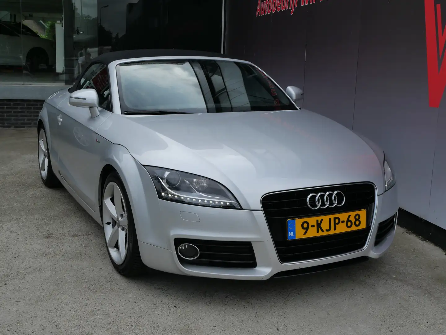 Audi TT Roadster 2.0 TFSI S-LINE | XENON | LEER | DEALER O Grijs - 2