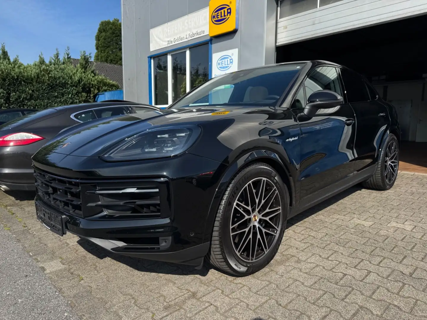 Porsche Cayenne COUPE*DISTRONIK*BI-COLOR*BEIFAHR-DISPLAY Nero - 1