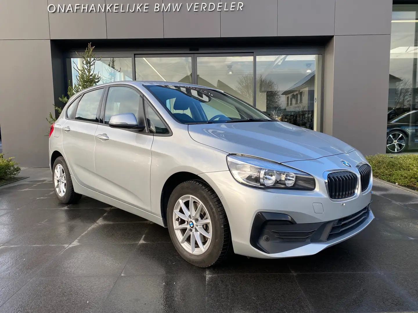 BMW 216 d Active Tourer -  GlacierSilber/Navi/PDC/Airco Zilver - 2