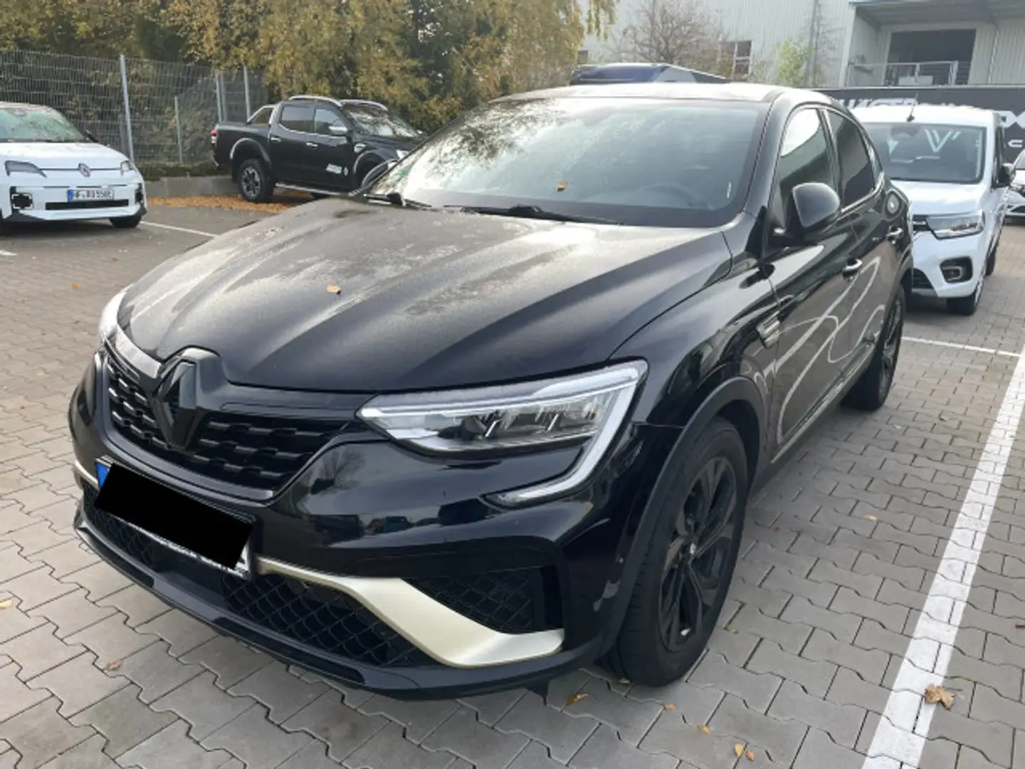 Renault Arkana FullHybrid145 ENGINEERED Schwarz - 1