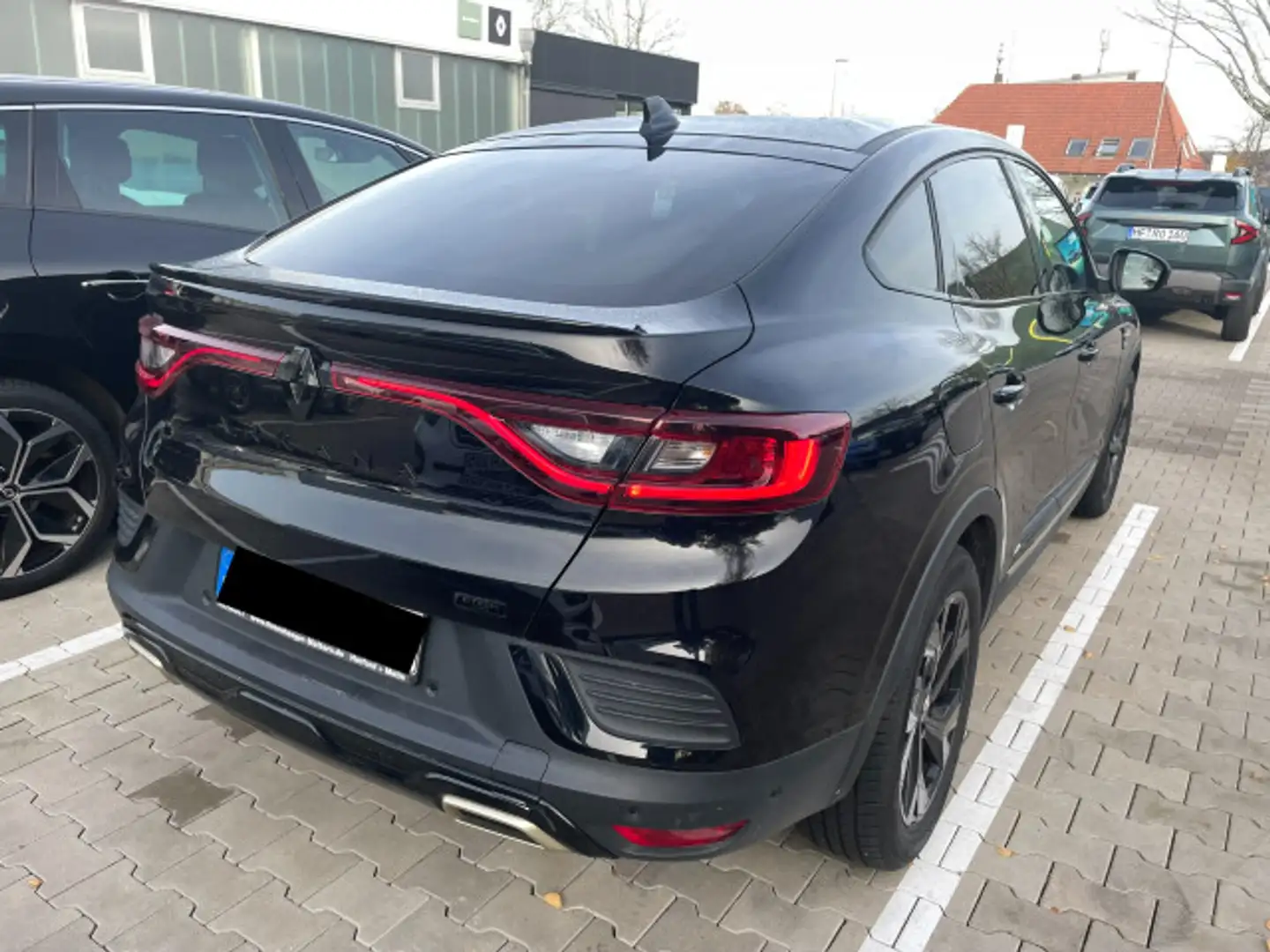 Renault Arkana FullHybrid145 ENGINEERED Schwarz - 2