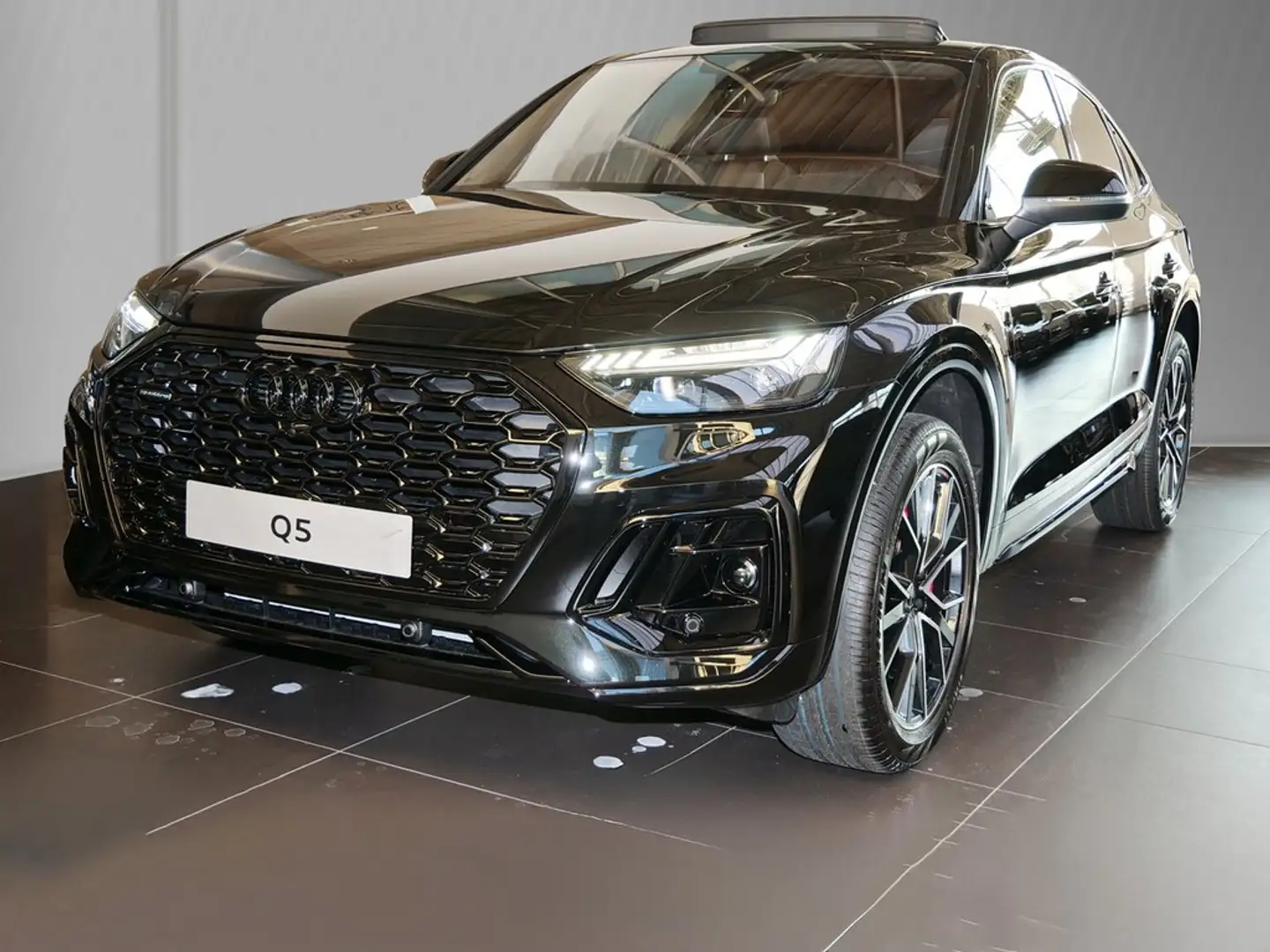 Audi Q5 Sportback 40 TFSI S-Line 150 kW / 204 PS Negro - 2
