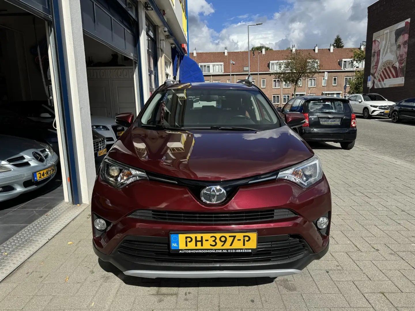 Toyota RAV 4 2.0 VVT-i AWD Executive Business LEDER/NAVI/NW APK Rood - 2