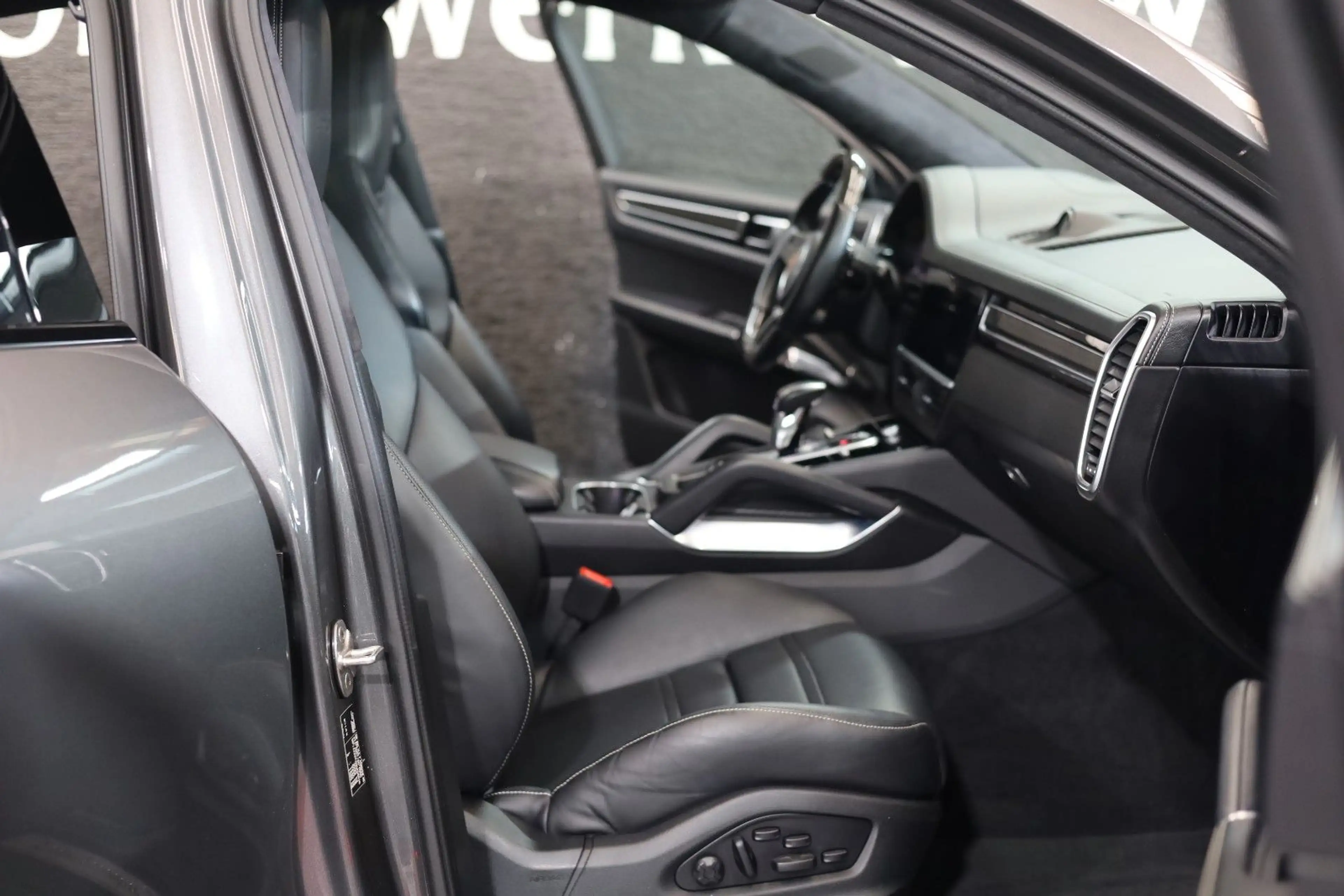 Porsche Cayenne Coupe Turbo S E-Hybrid*Techart* — photo 4