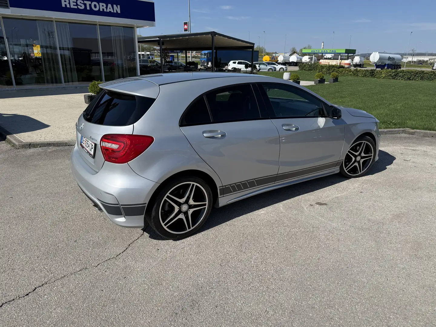 Mercedes-Benz A 200 A200 CDI AMG-Line - 1
