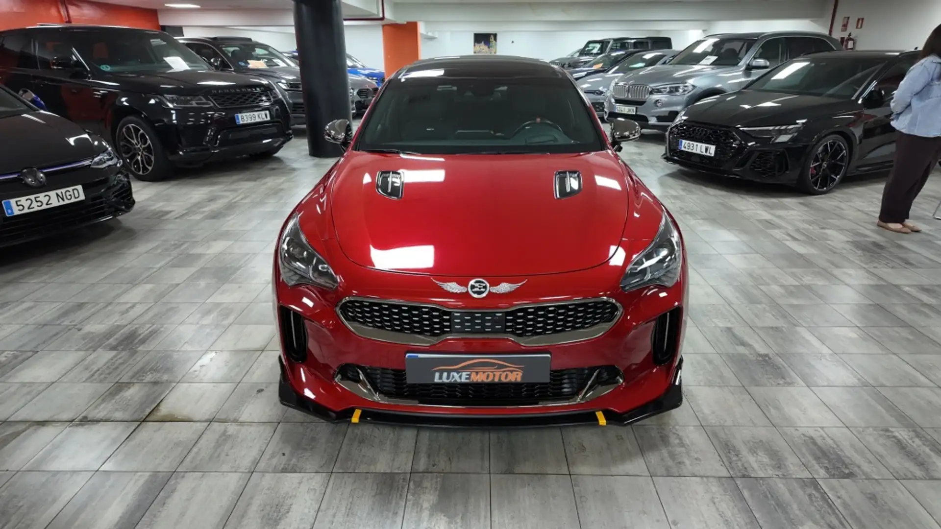 Kia Stinger 2.2CRDi GT Line 4x2 Aut. 200 Rot - 2